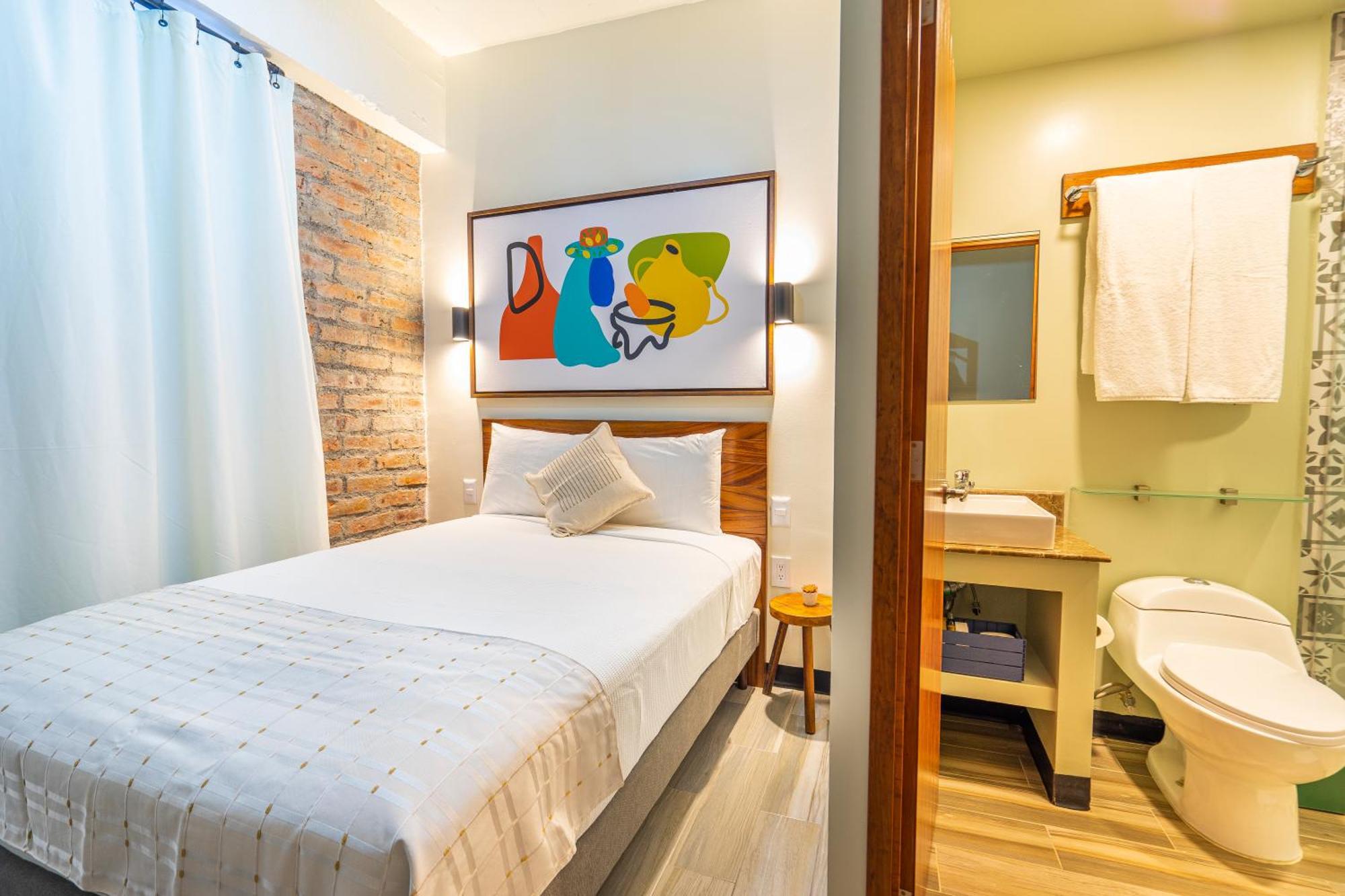 Joint Boutique Zona Romantica Hotel 3*