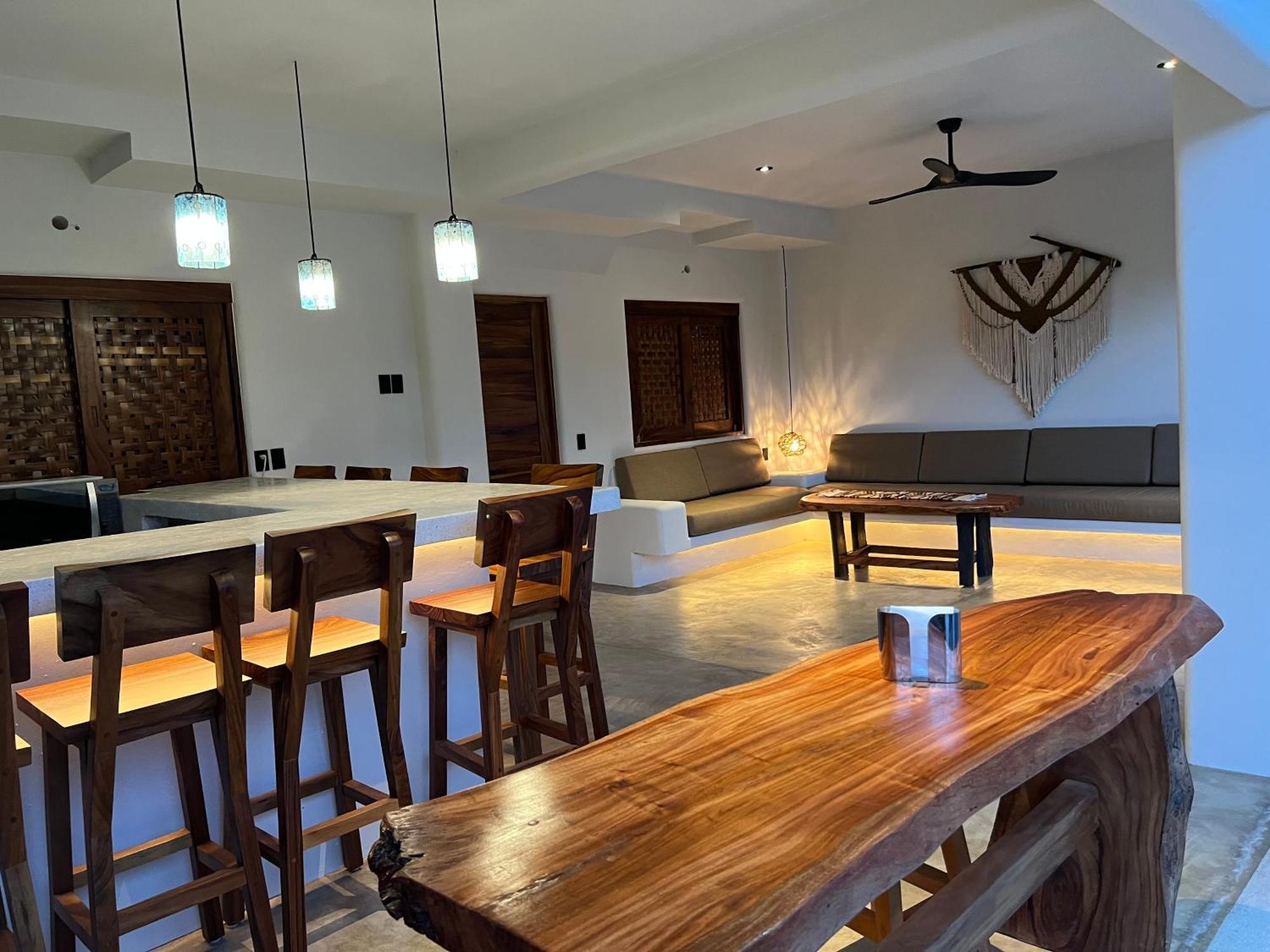 New Retreat Style Casa Jubilee With Starlink *