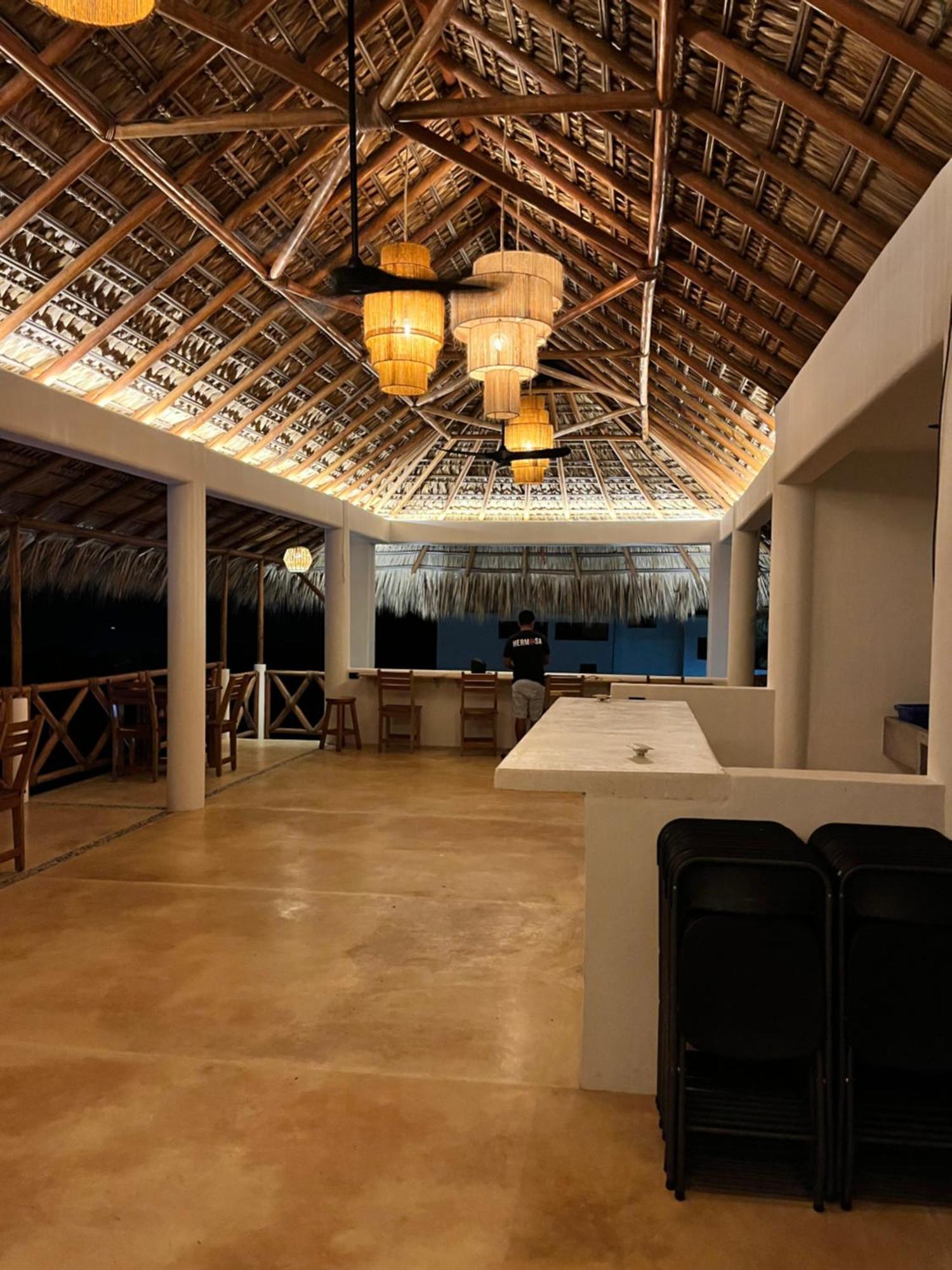 New Retreat Style Casa Jubilee With Starlink