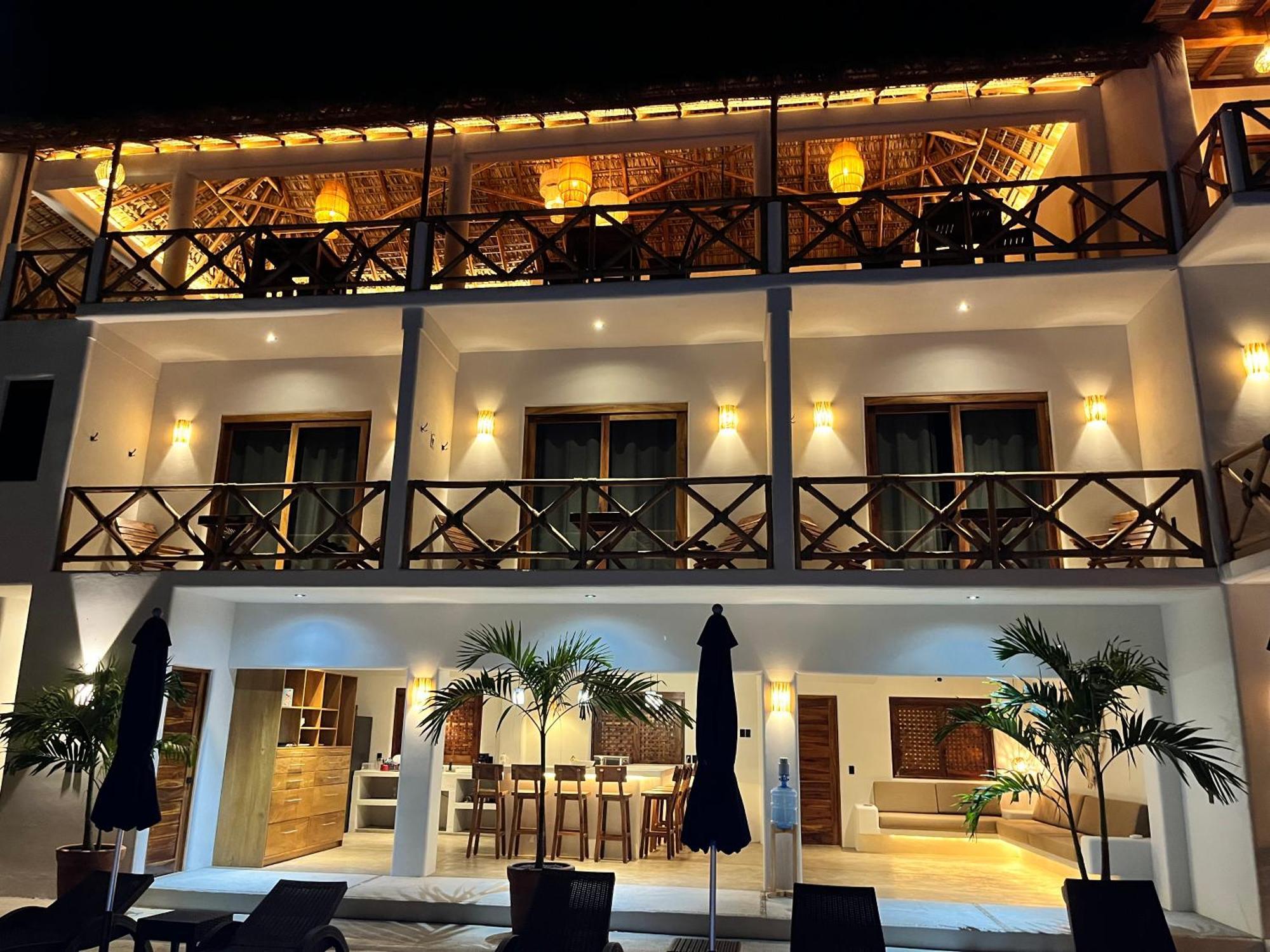 Villa New Retreat Style Casa Jubilee With Starlink Brisas de Zicatela
