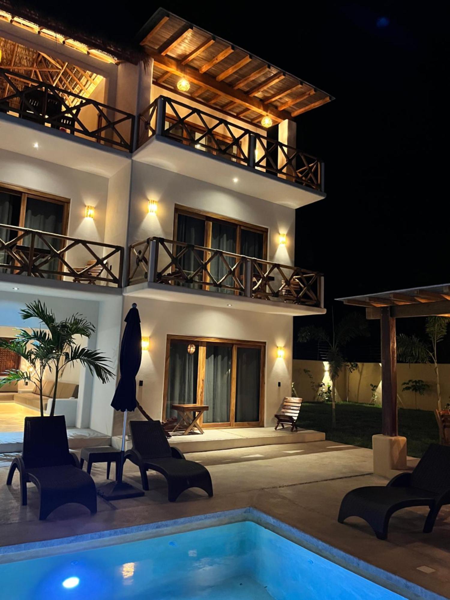 New Retreat Style Casa Jubilee With Starlink * Brisas de Zicatela