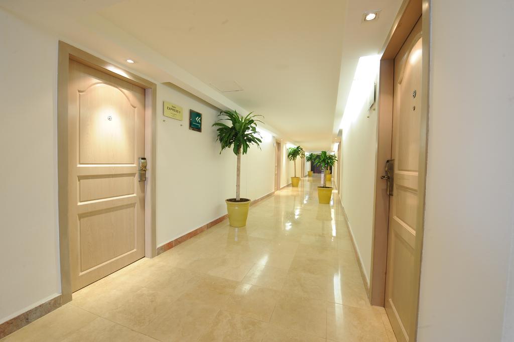Imperio De Angeles Executive Poliforum Hotel Leon