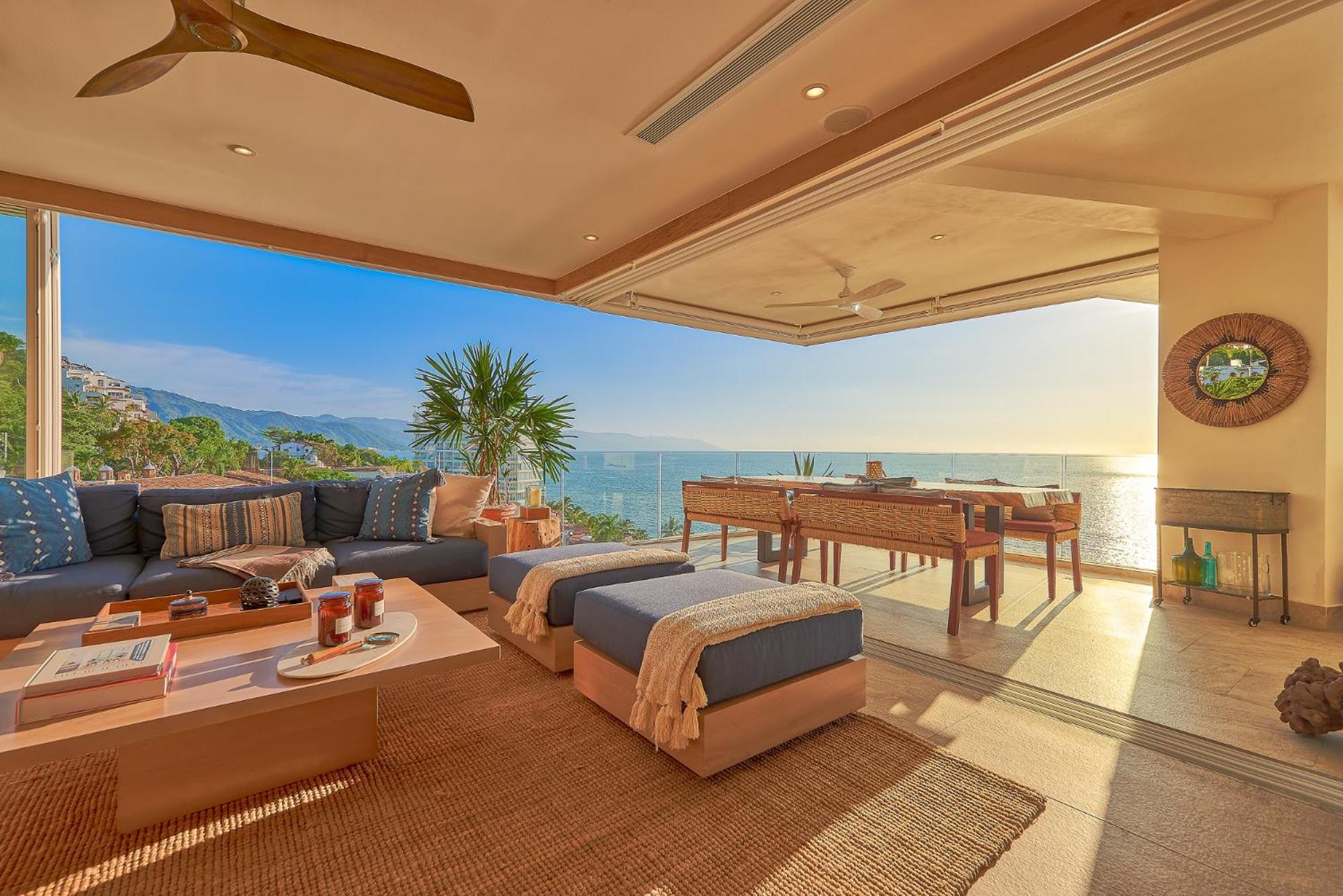 Hotel Maxwell Residences At Indah Puerto Vallarta