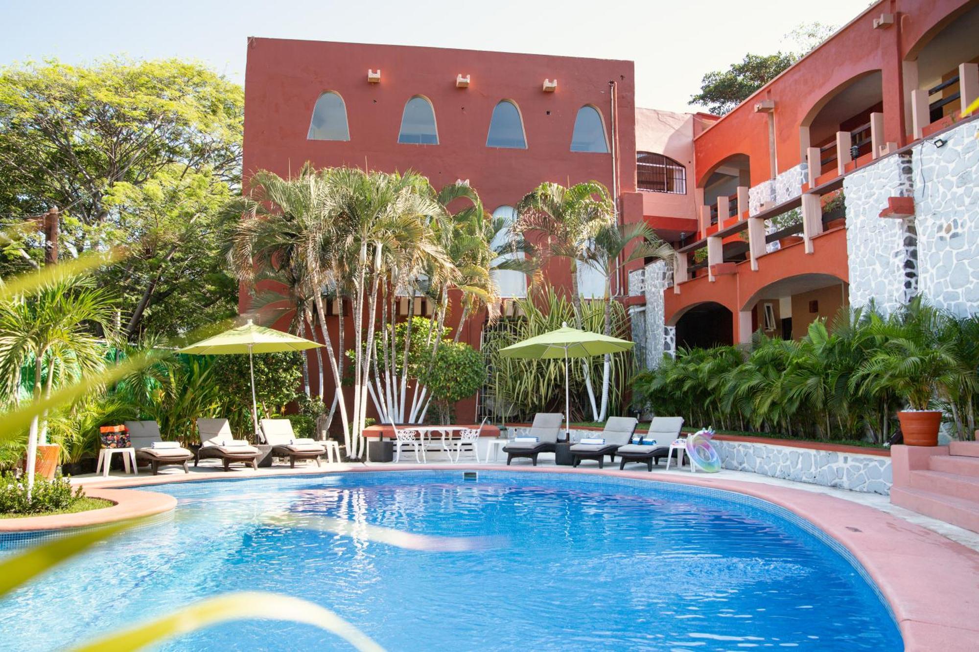Zihua Caracol Hotel 3*