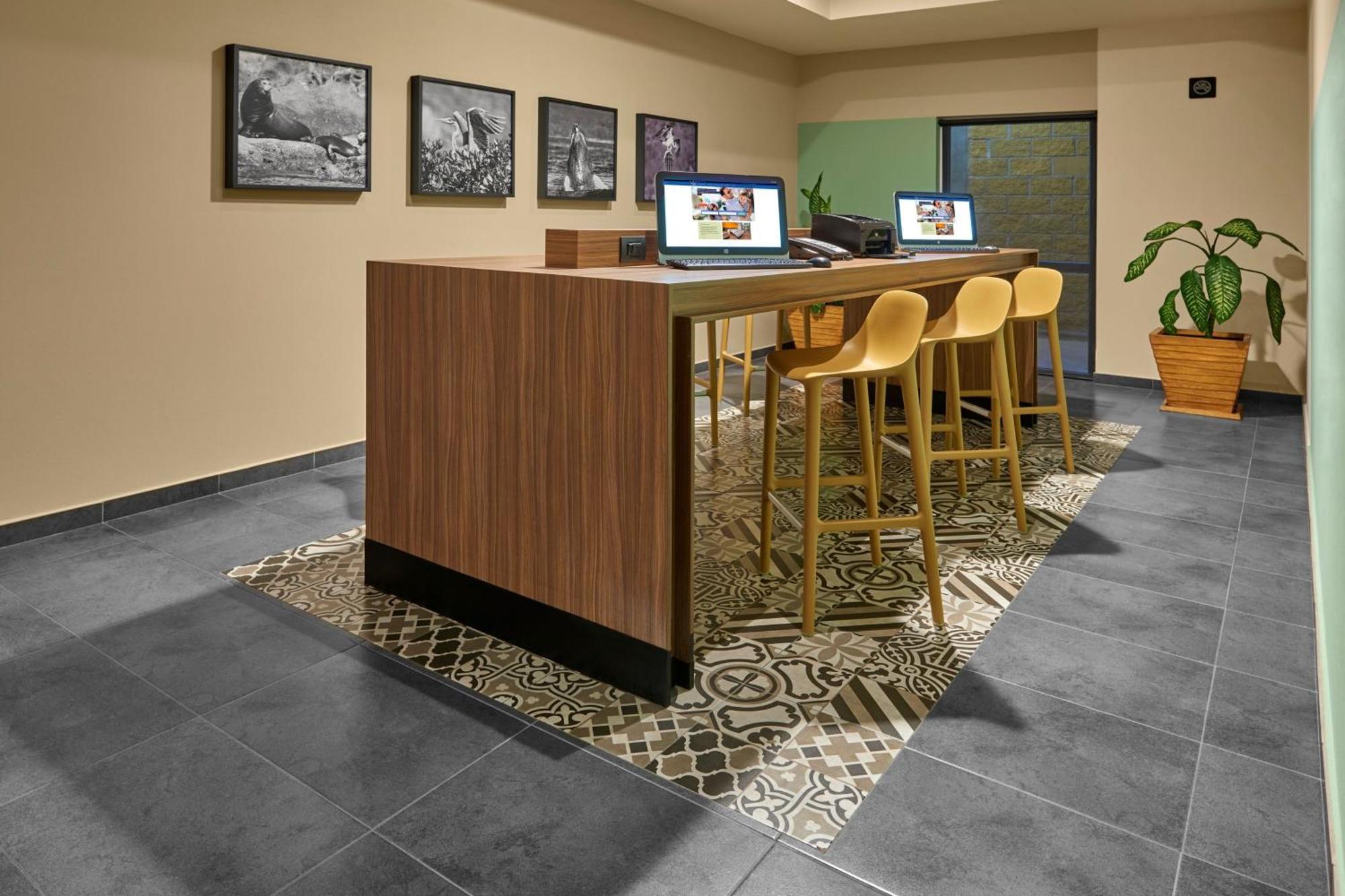 Aparthotel Express By Marriott 4*