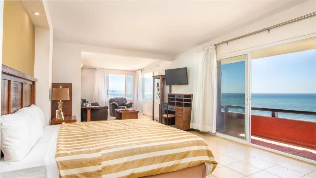 Hotel Puerto Nuevo Baja & Rosarito