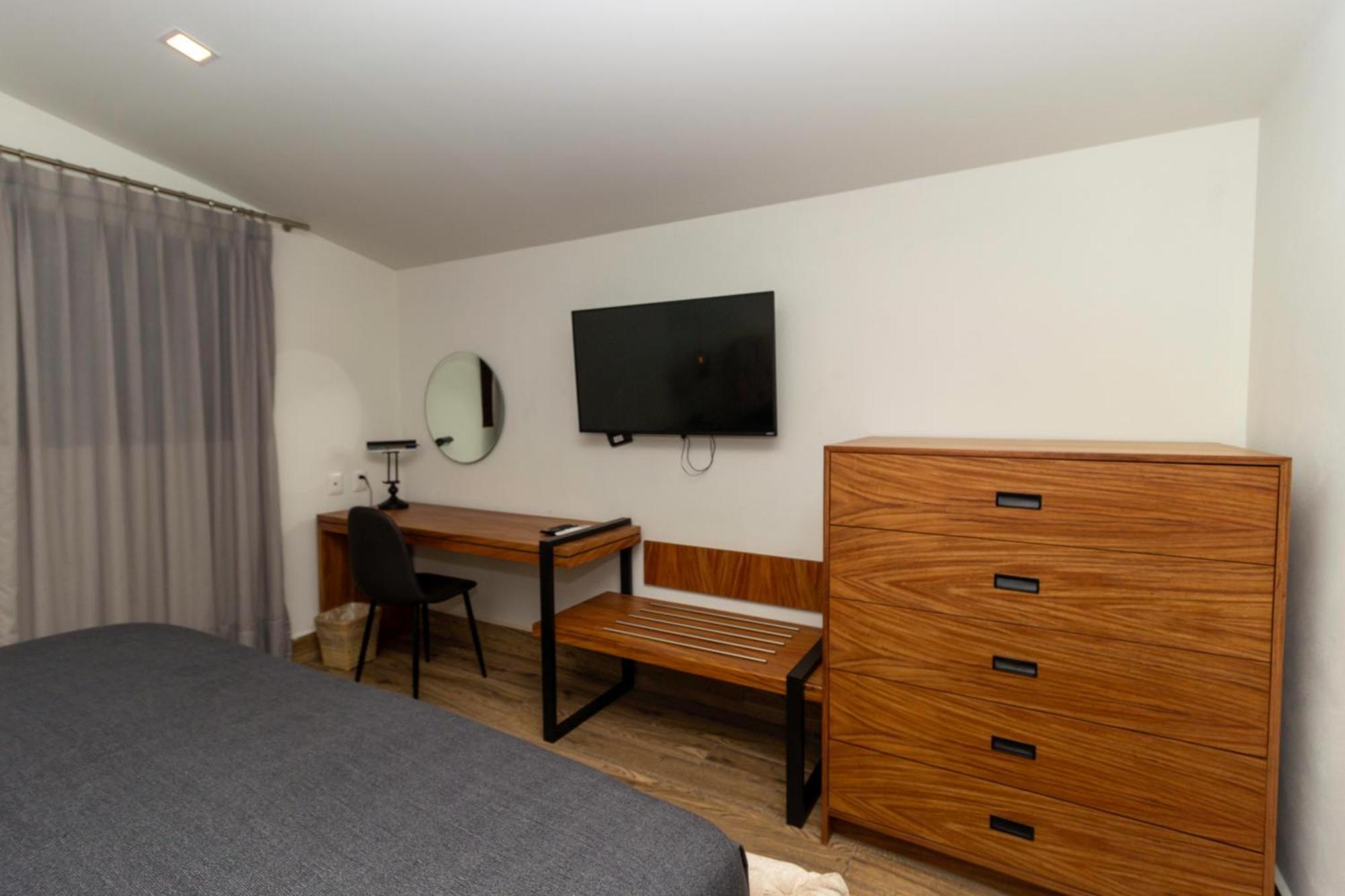Boutique Naura Centro 4*