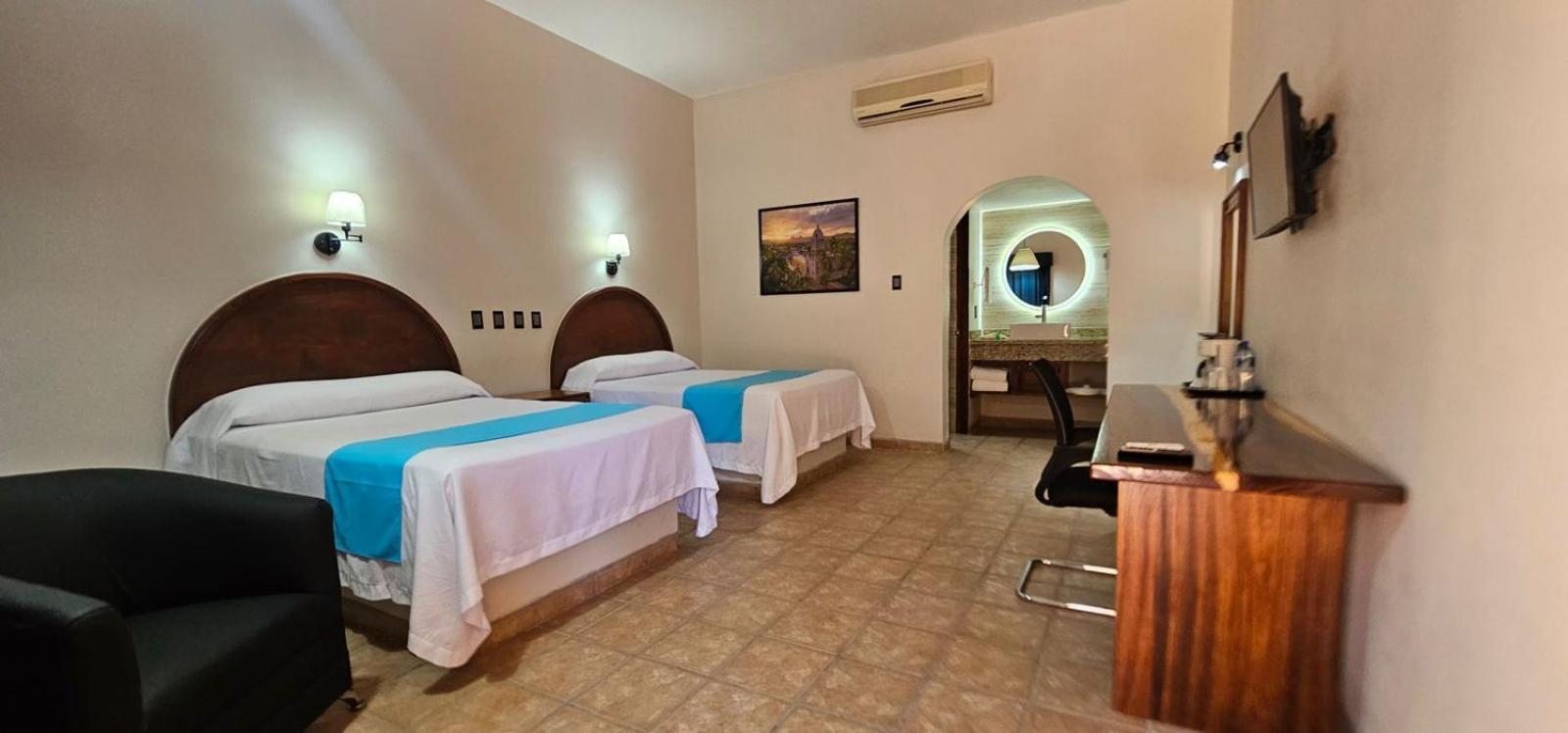 Hotel Hacienda Loreto 3*