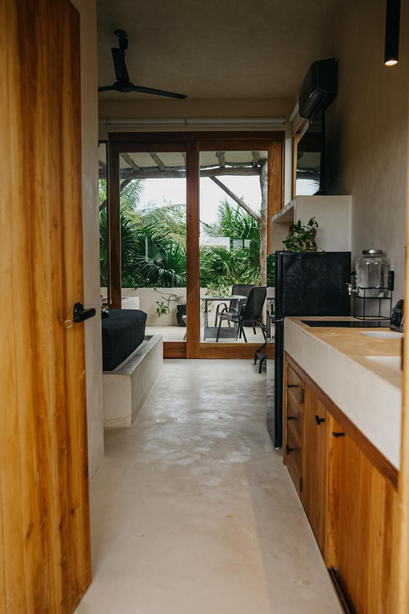 Deluxe 3* Isla Holbox