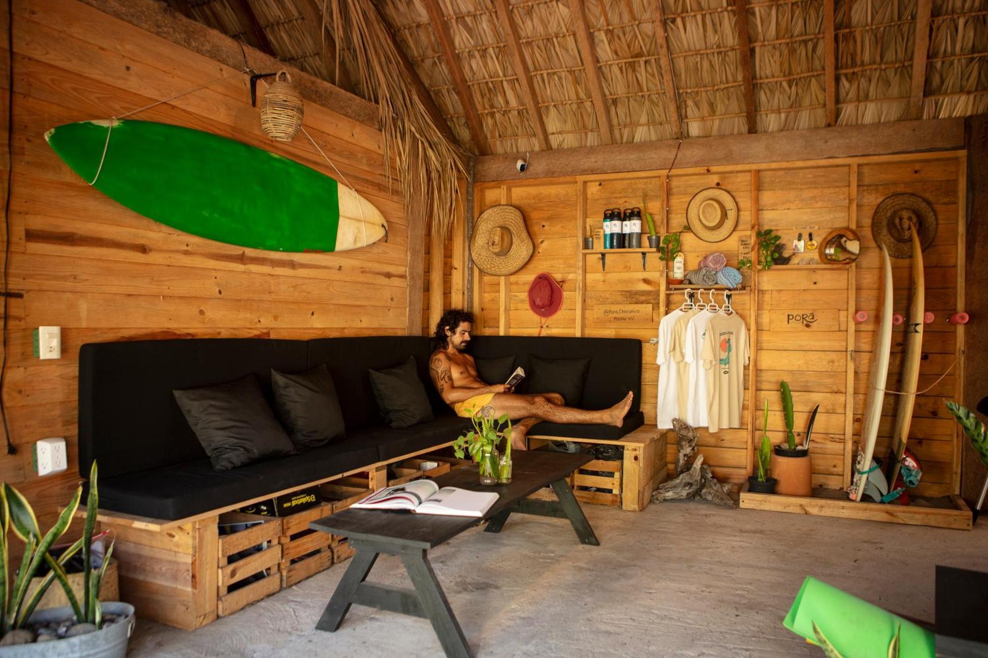 Pora Chacahua Hostel