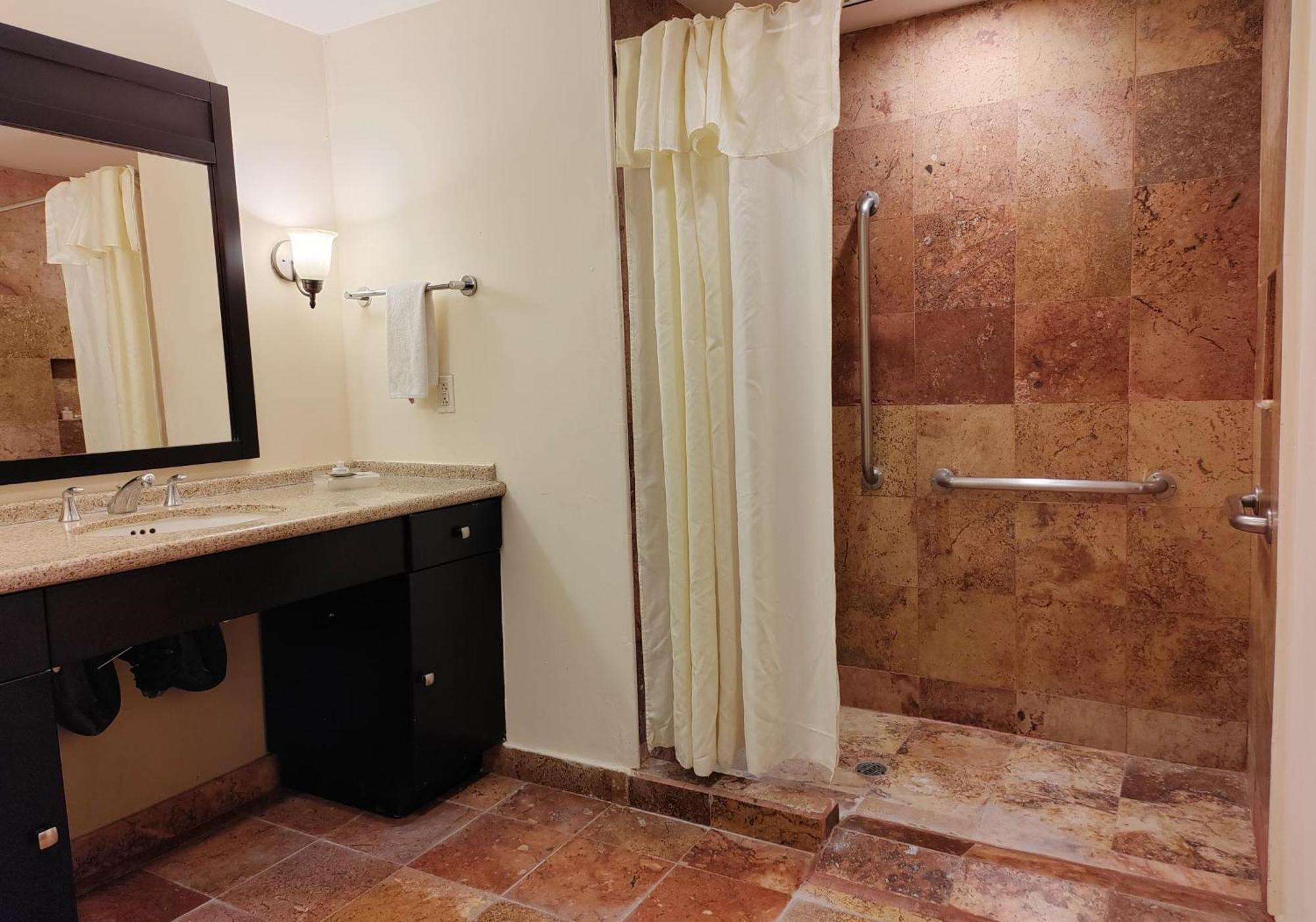 Wyndham Garden Tecnologico Hotel 3*