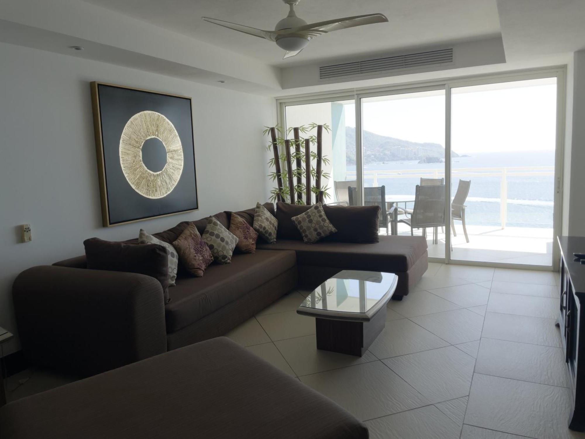 Bay View Grand Marina Ixtapa En Pie De Playa *