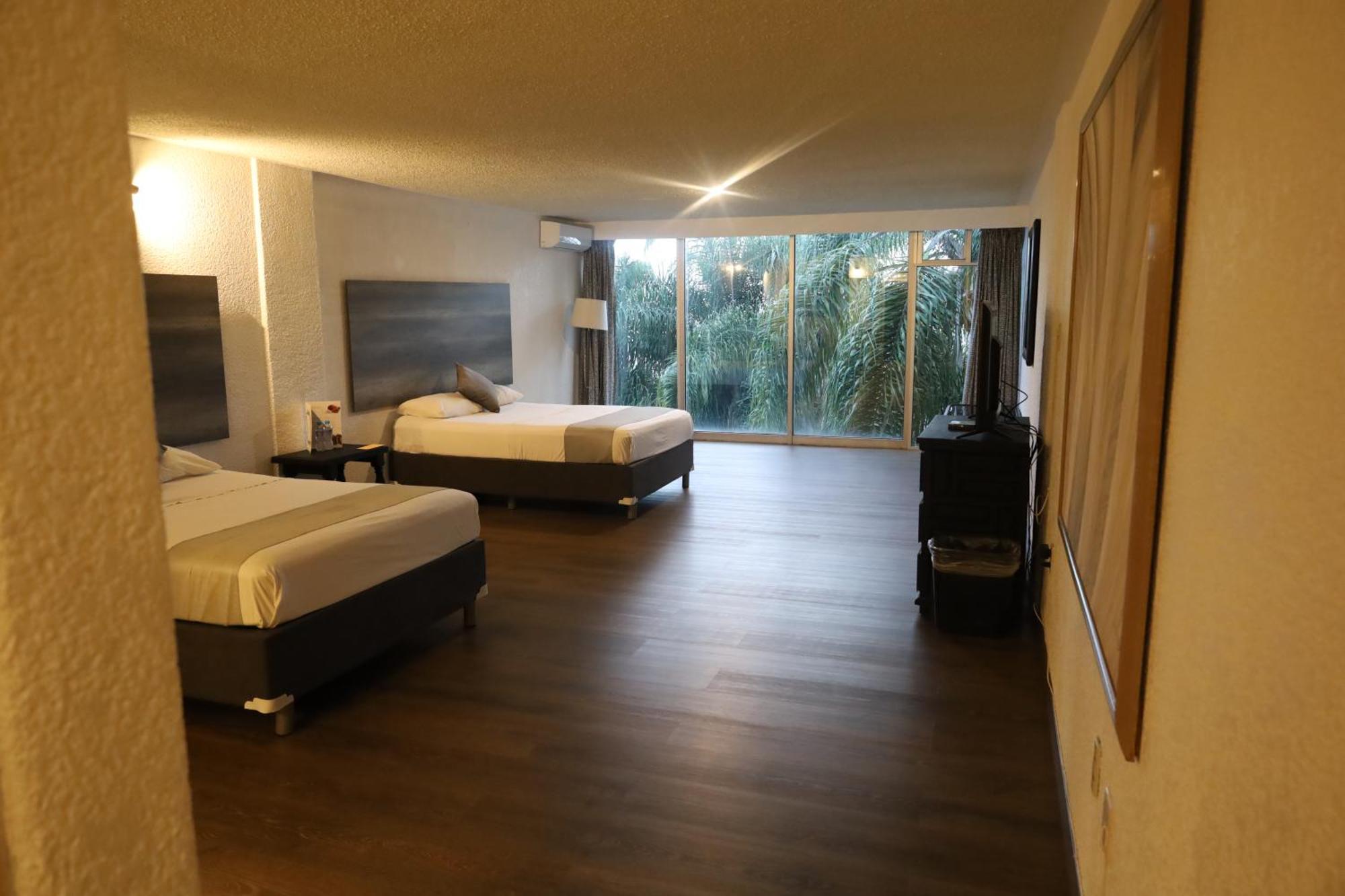 Hotel Grand Vista