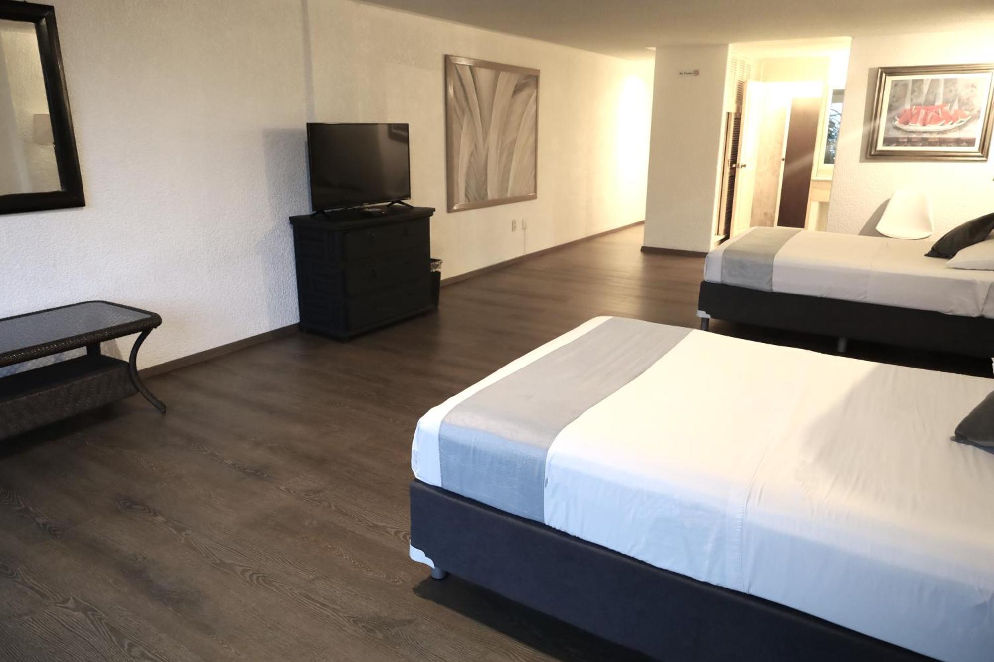 Grand Vista Hotel