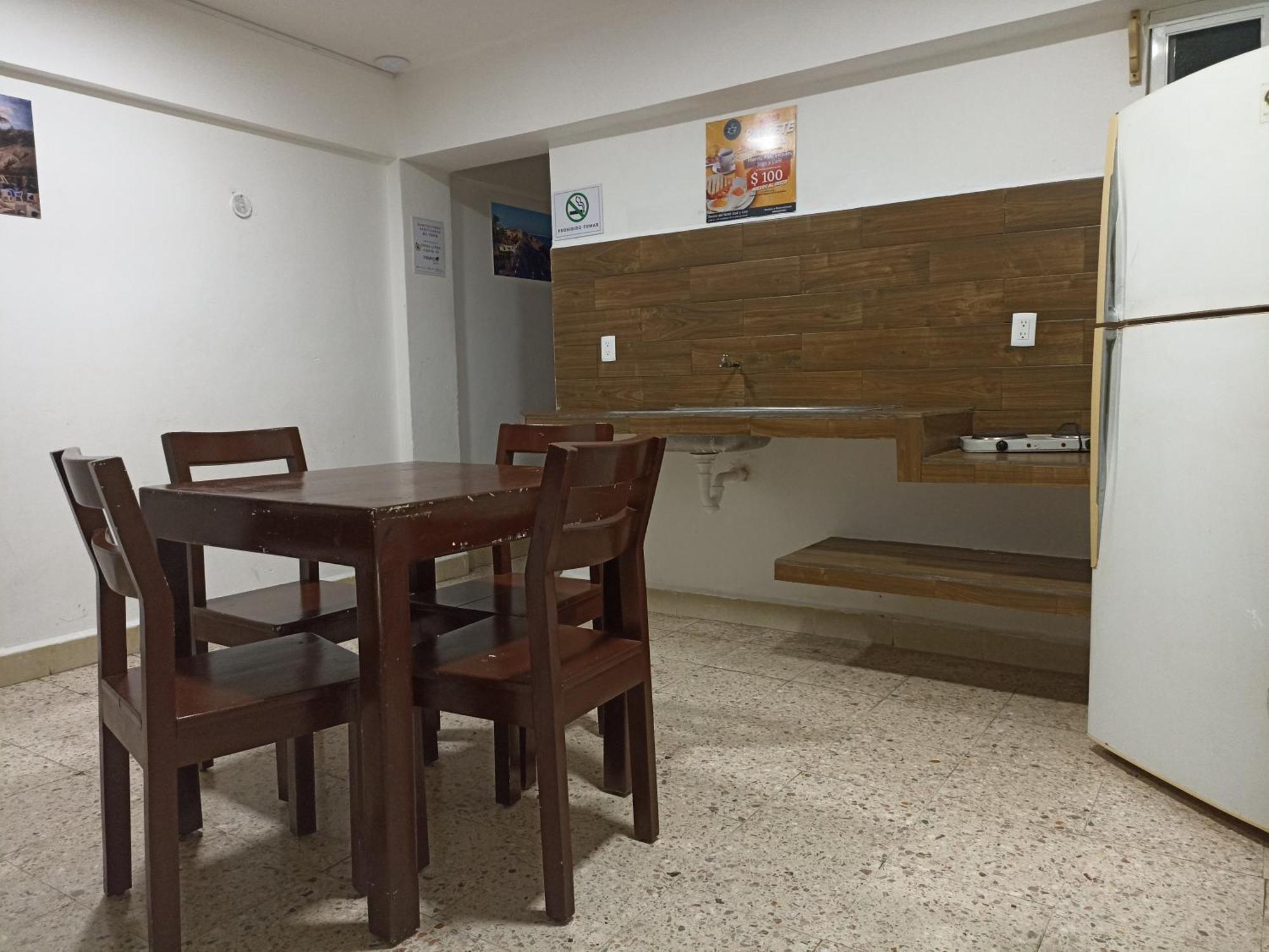 Hotel Tropical