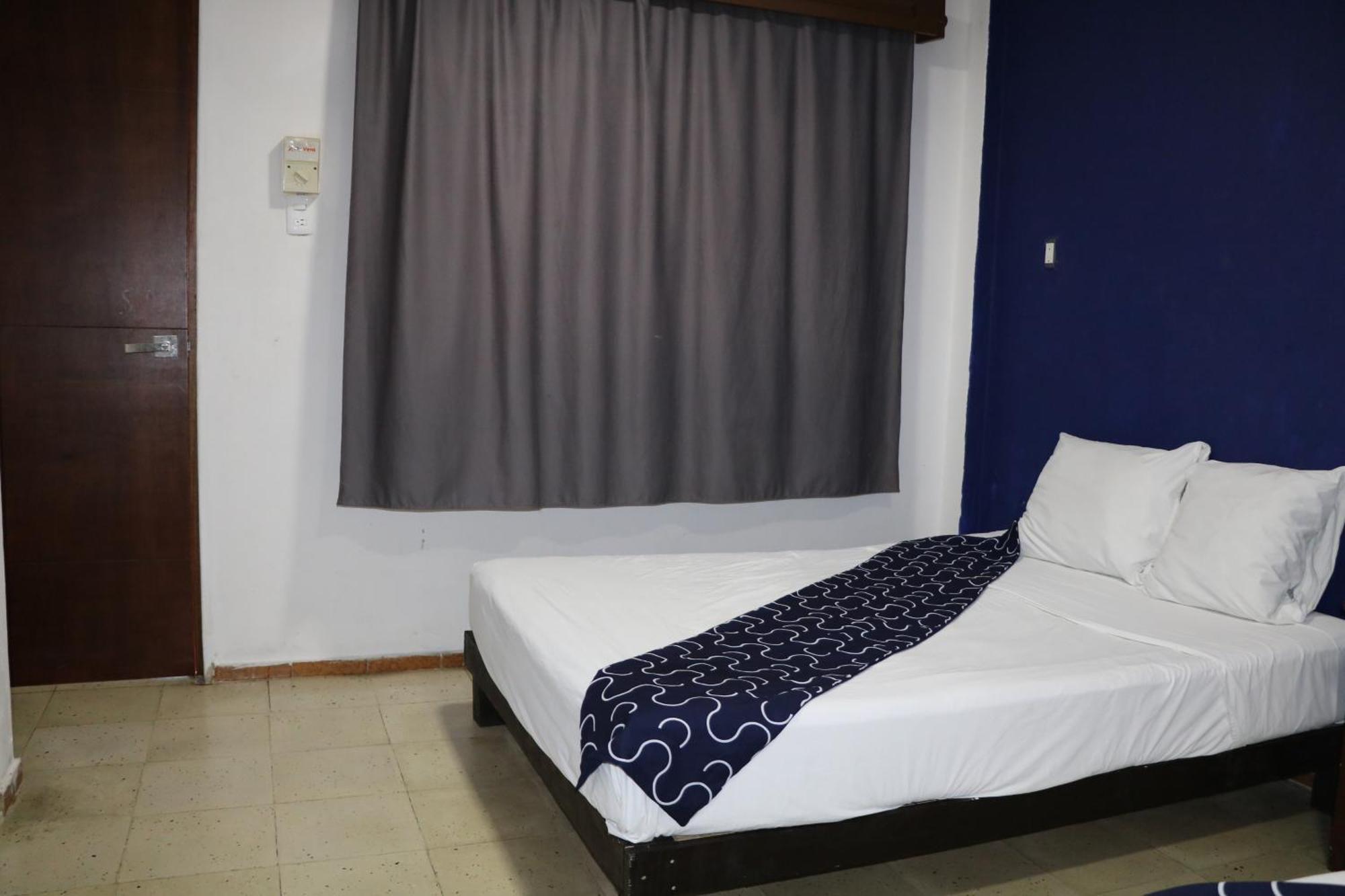 Hotel Tropical