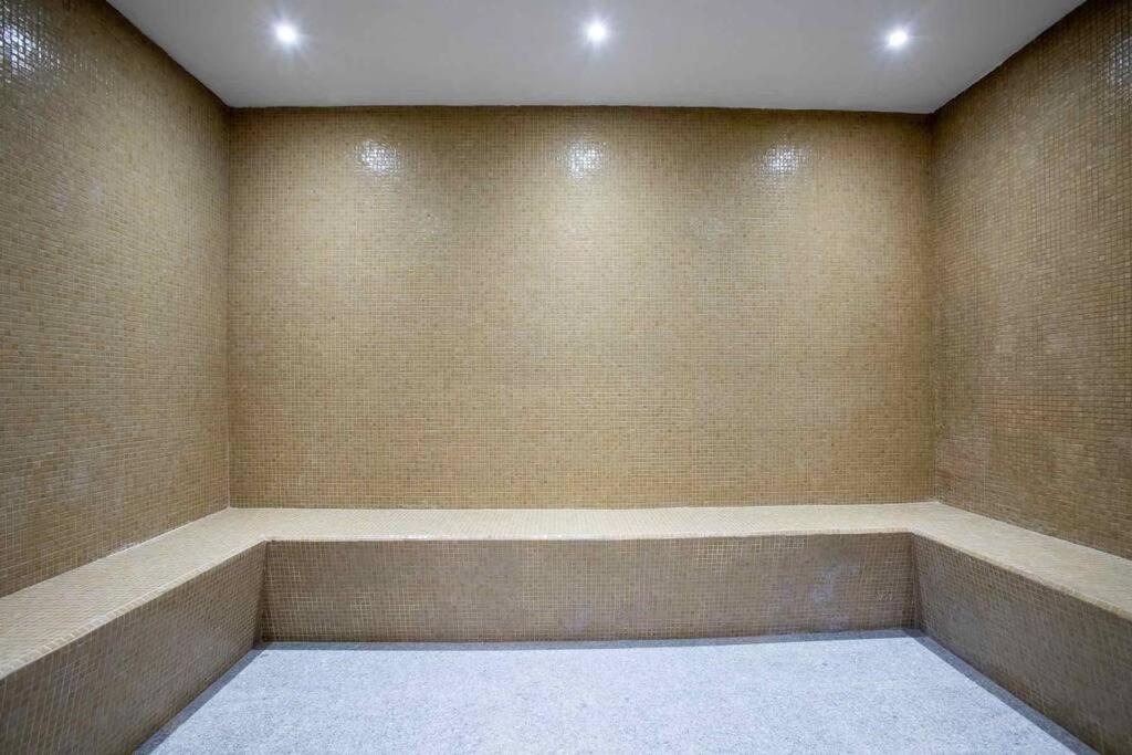 4 Bedroom, Front Flat - Vallarta * Bucerias