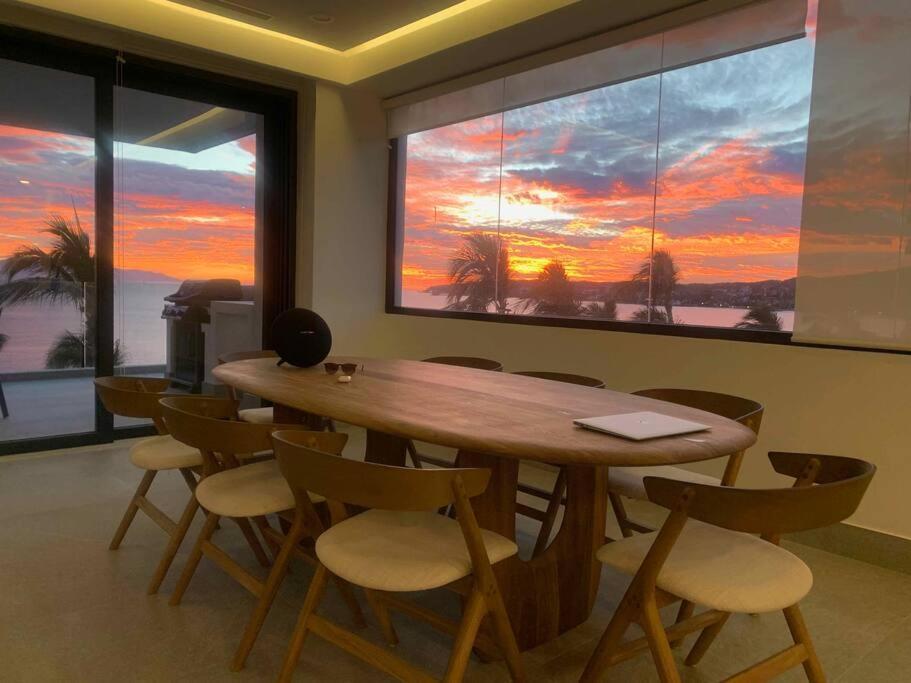 4 Bedroom, Front Flat - Vallarta * Bucerias