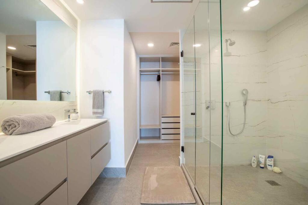 4 Bedroom, Front Flat - Vallarta * Bucerias