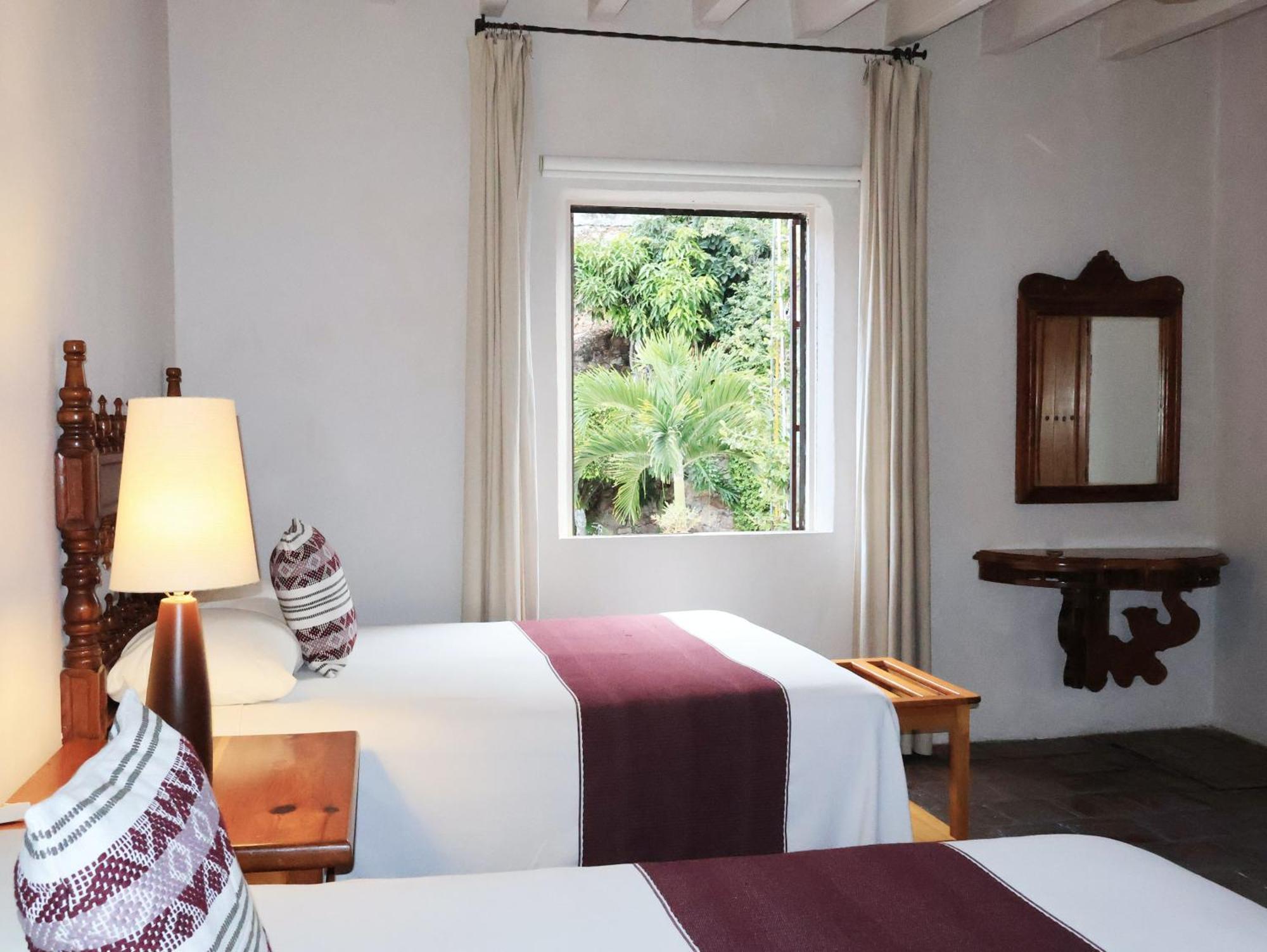 Hotel Arcos 3*