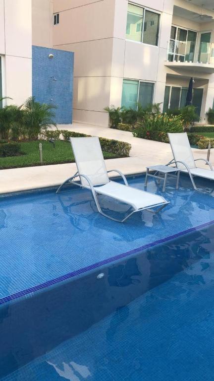 Perfectly Located Spacious With 2 Balconies Apartment Ixtapa (Guerrero)