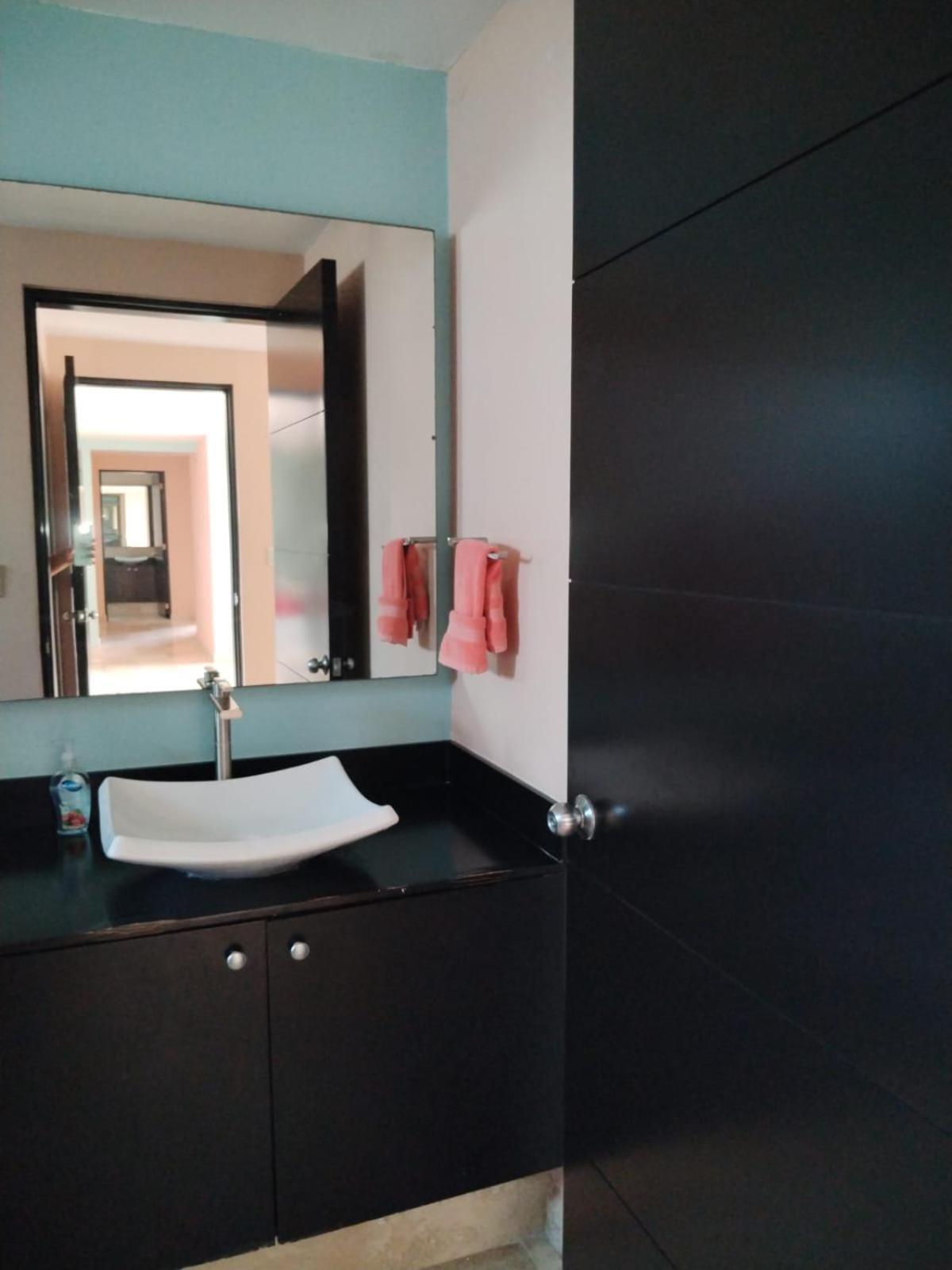 Perfectly Located Spacious With 2 Balconies Apartment *