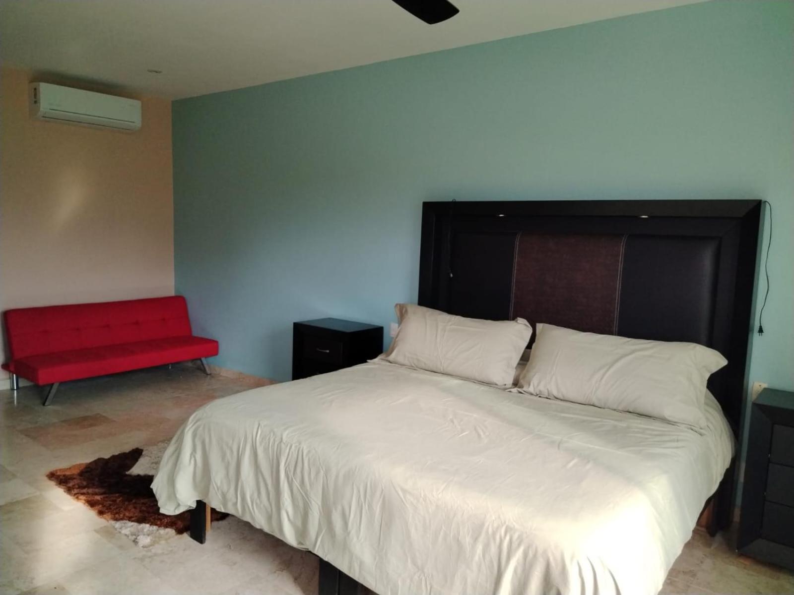 Perfectly Located Spacious With 2 Balconies Apartment Ixtapa (Guerrero)