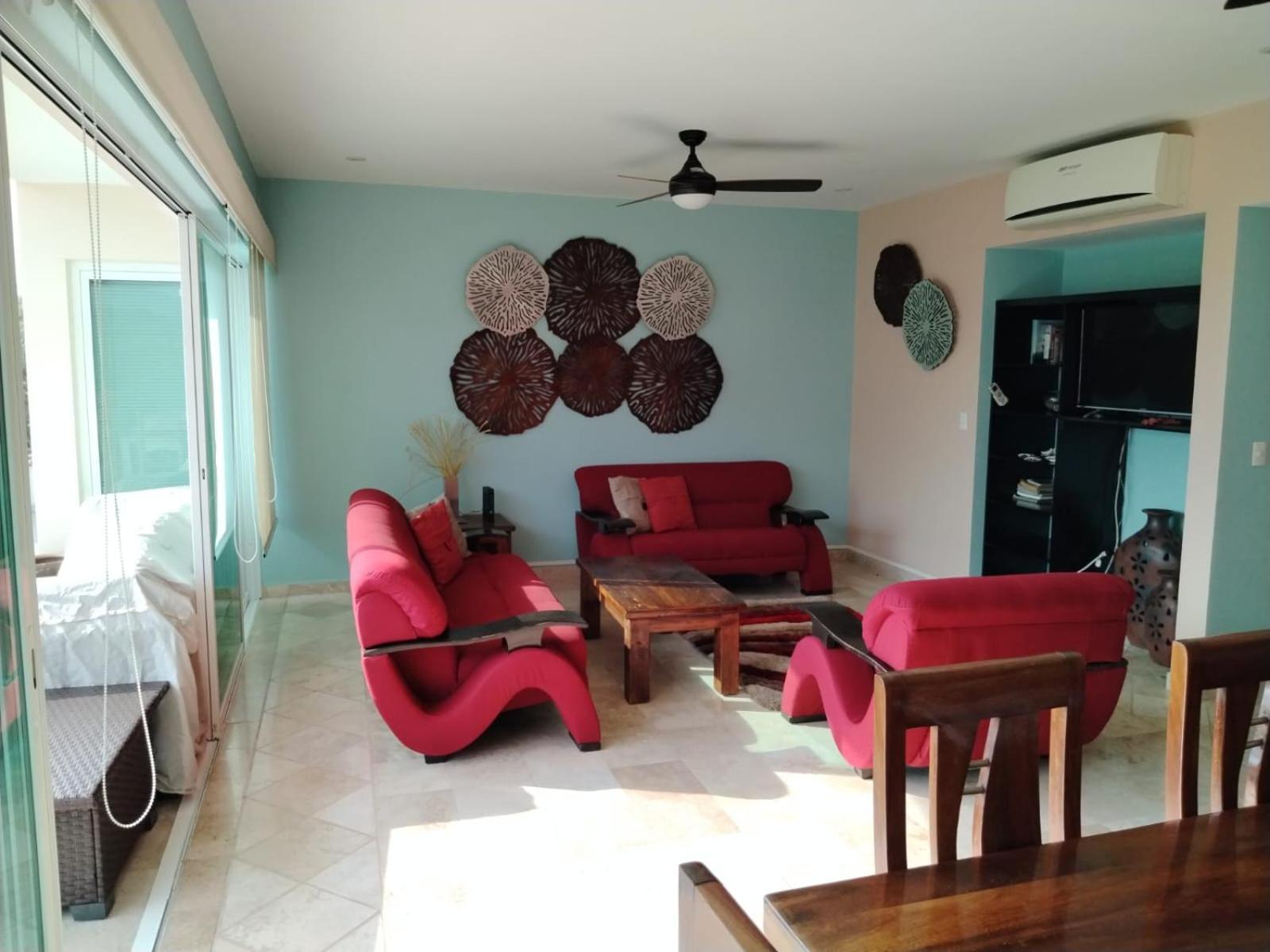 Apartment Perfectly Located Spacious With 2 Balconies Ixtapa (Guerrero)