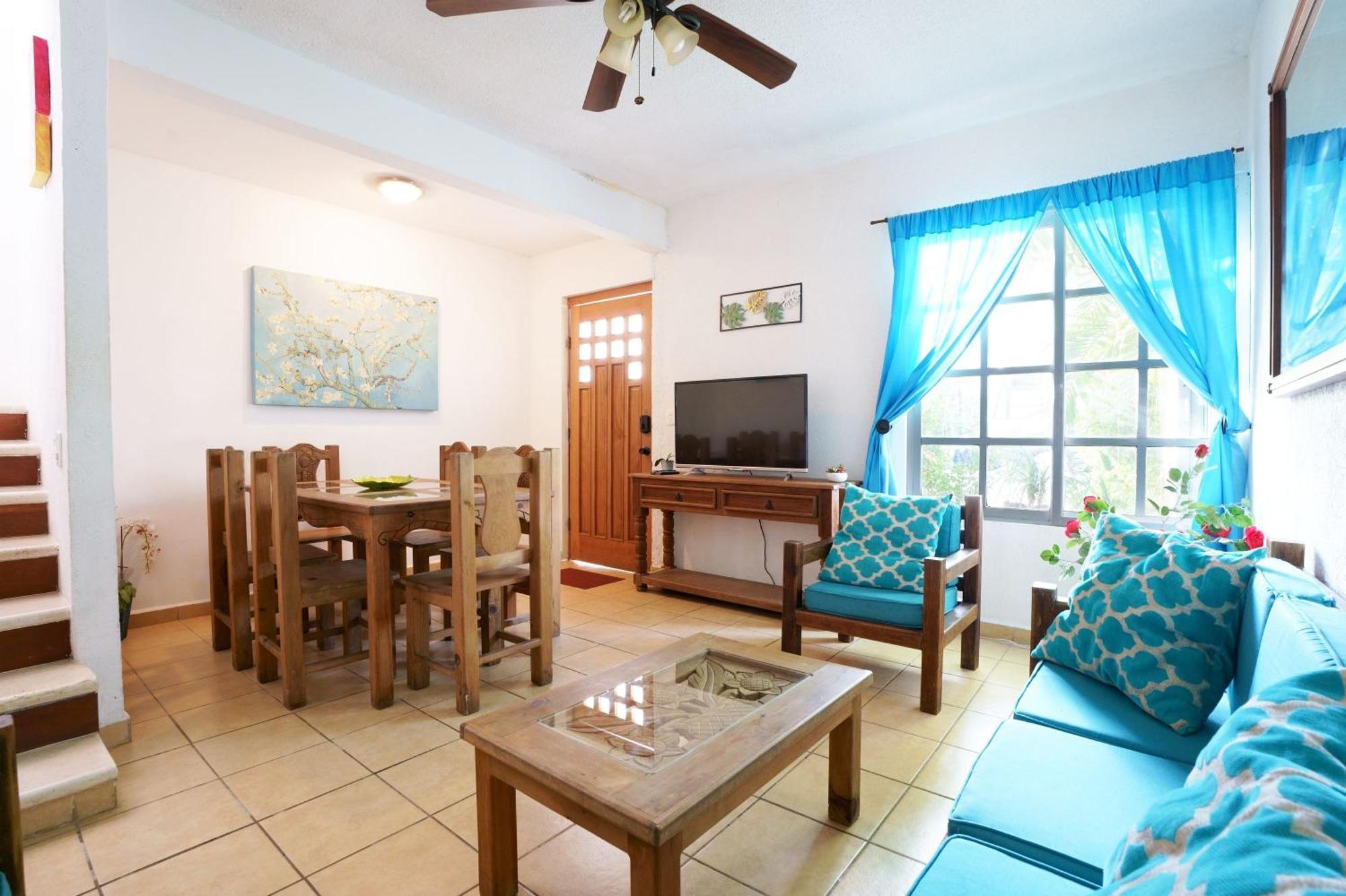 Casa De Colores Holiday home