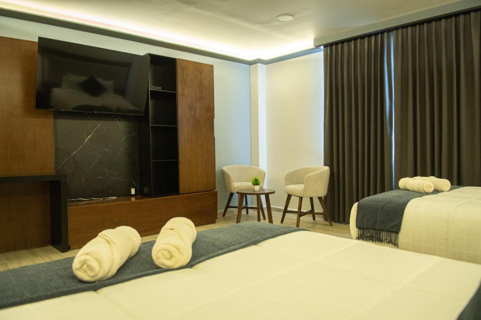 Hotel Merlot