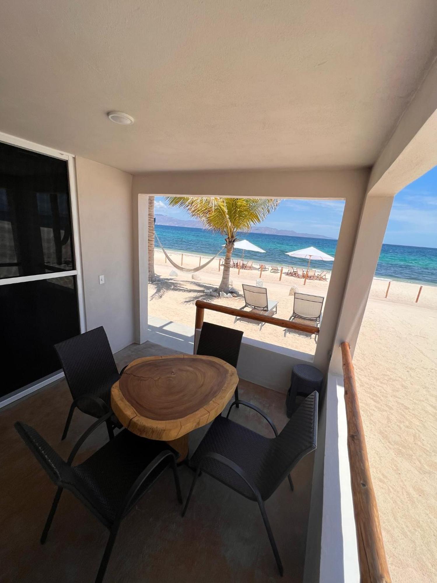 Apartment Front Lofts, La Ventana
