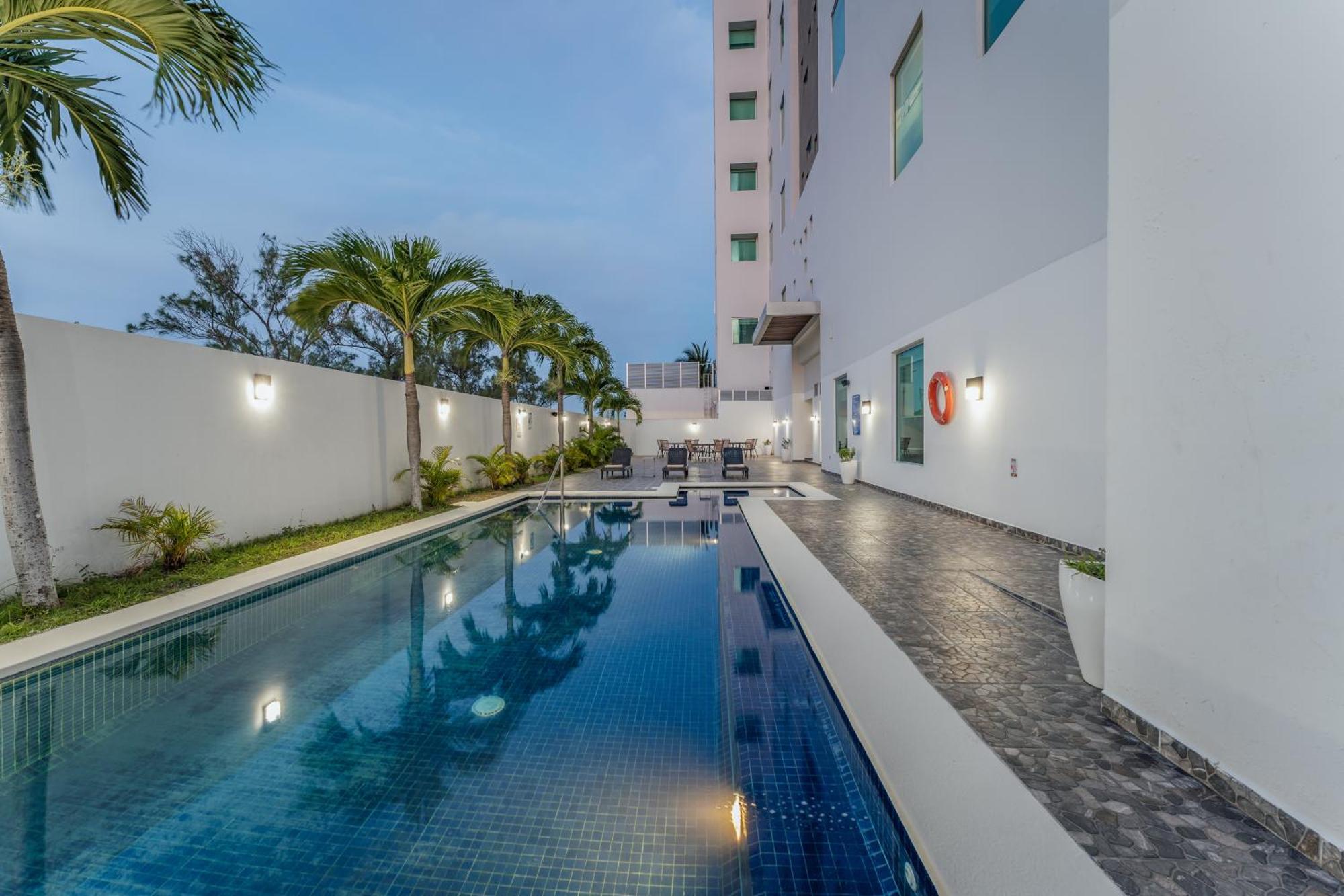 La Venta 4*