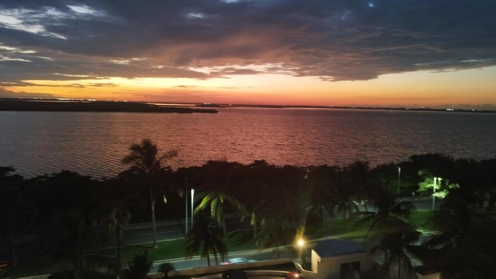 “magic Sunrise At Cancun” Aparthotel Cancun