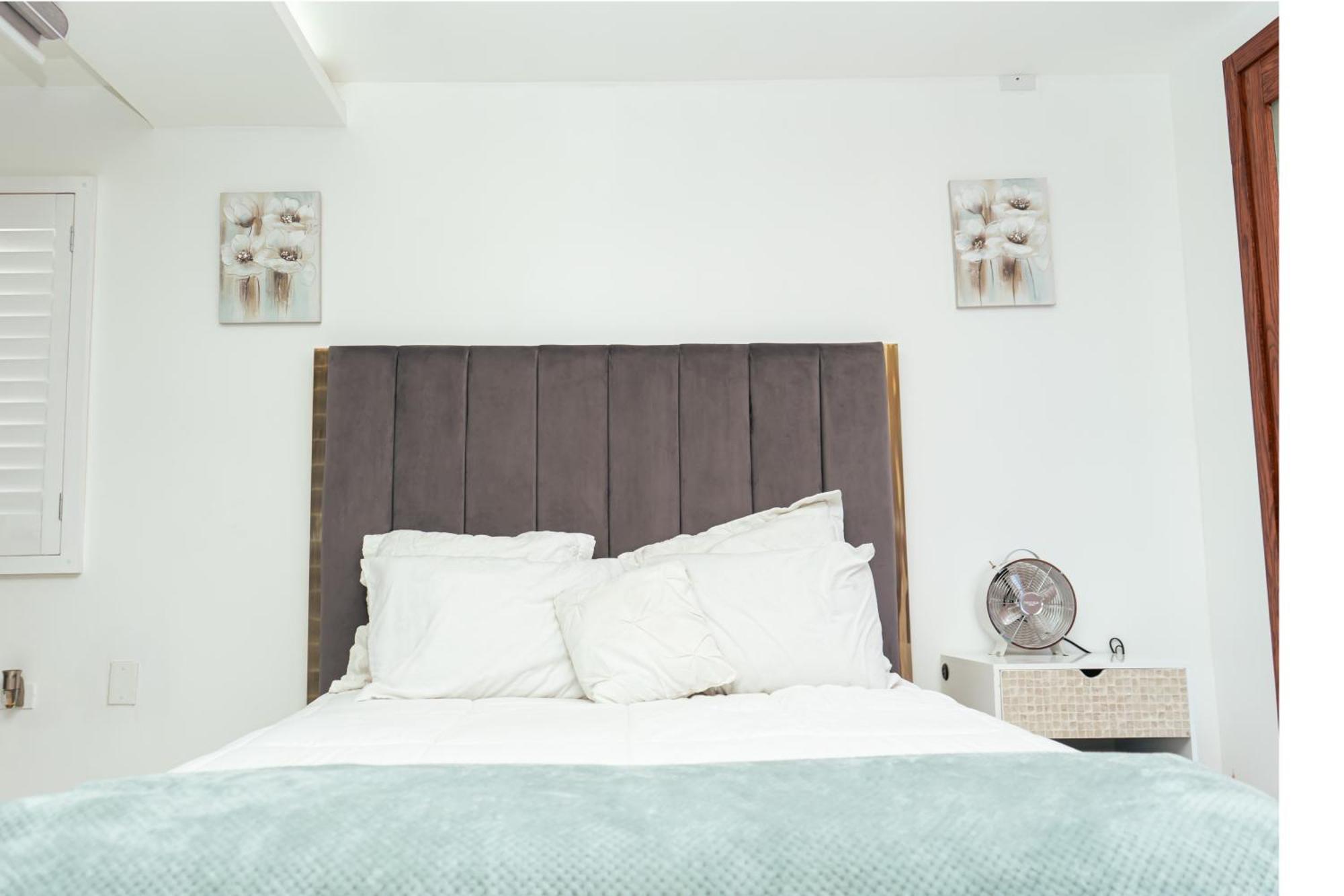 Luxury Lofts With Private Pool Apartment