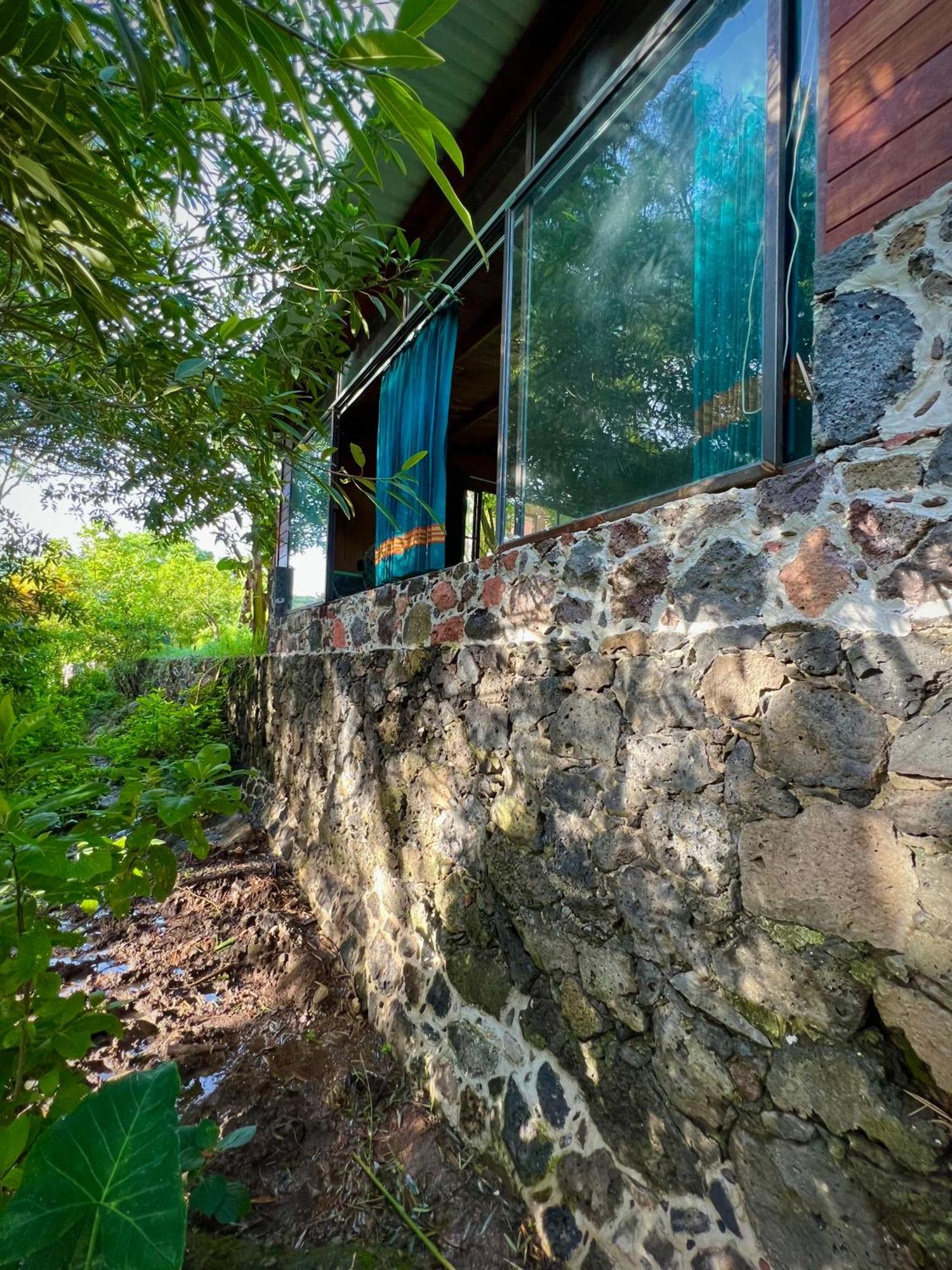 Country house Santuario Ave Fenix-cabanas Tepoztlan