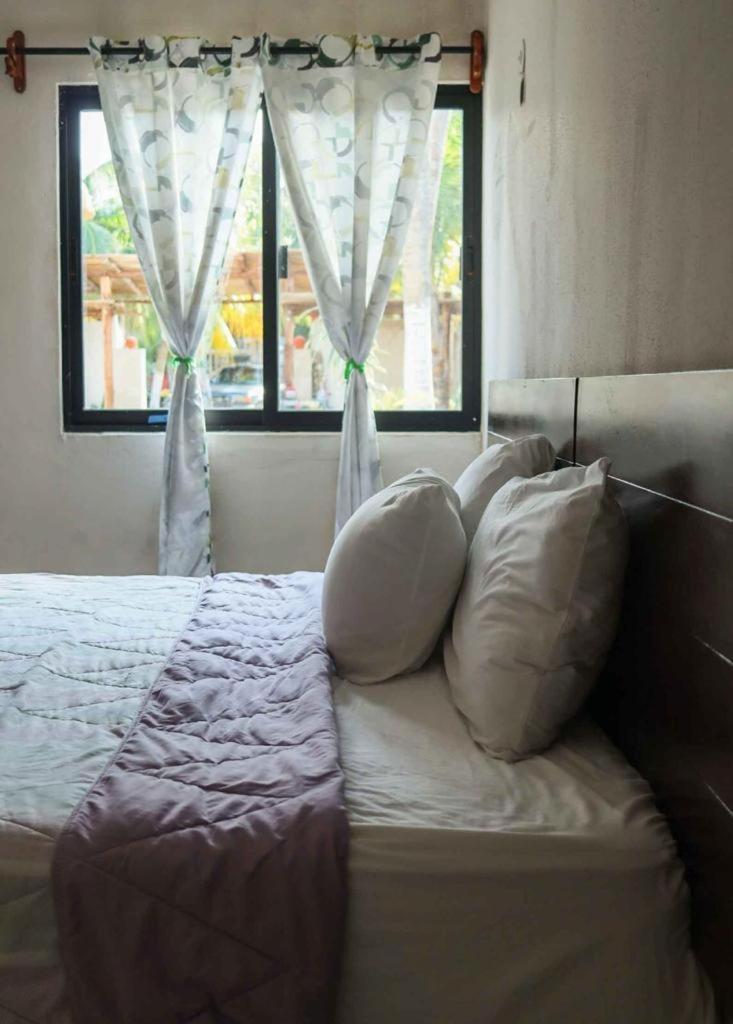 Casa Mate Beachfront Aparthotel El Cuyo