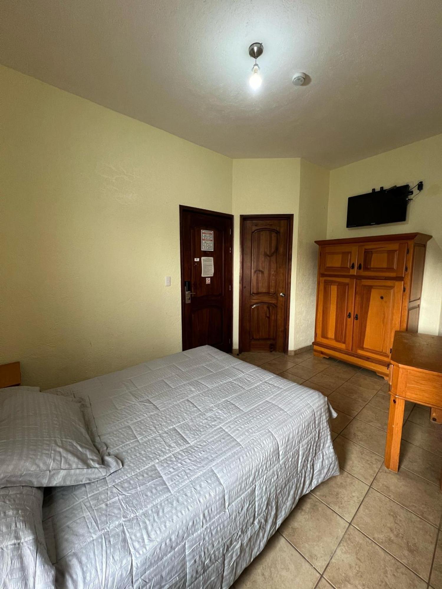 La Capilla 3*