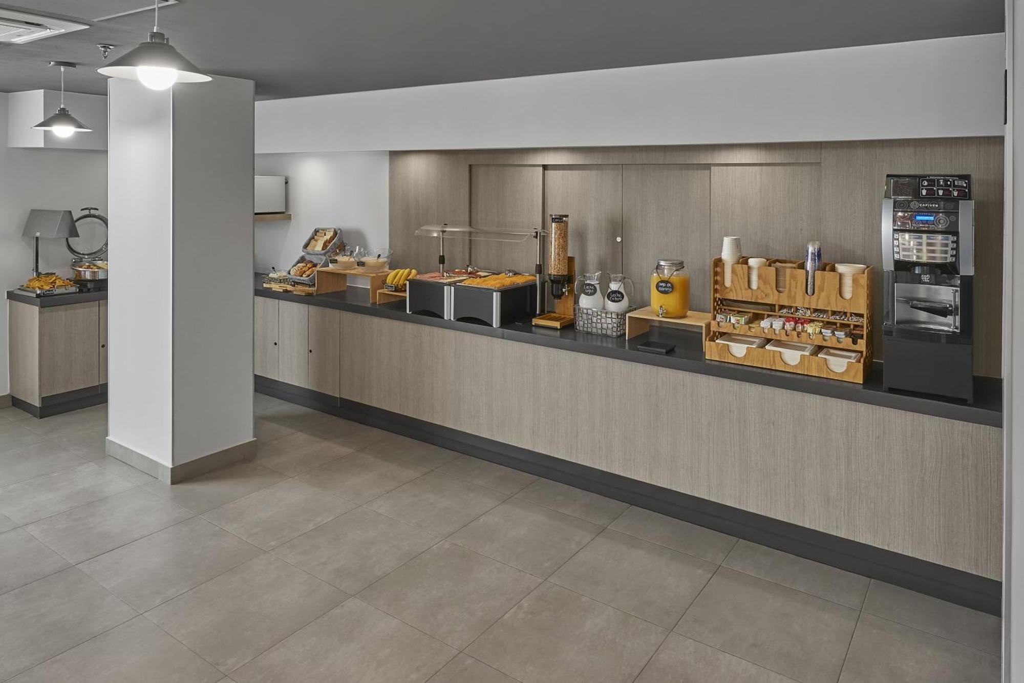 Hotel Express Junior By Marriott Mexicali