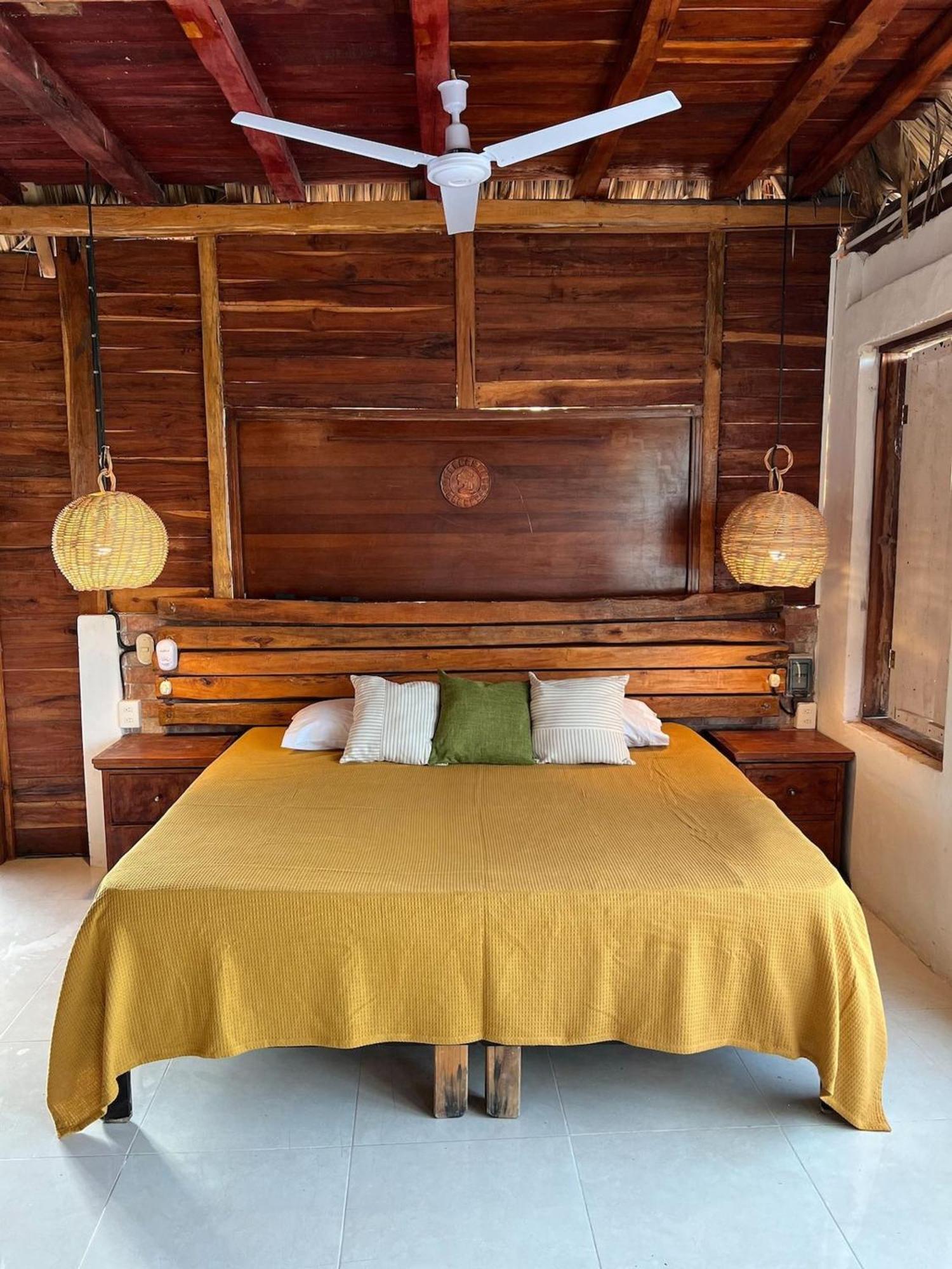 Casa Tropicana *