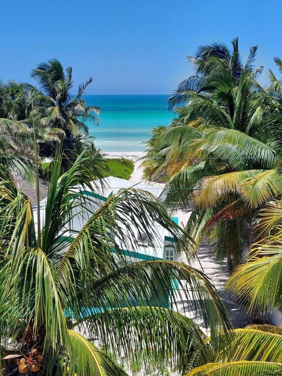 Casa Tropicana Resort