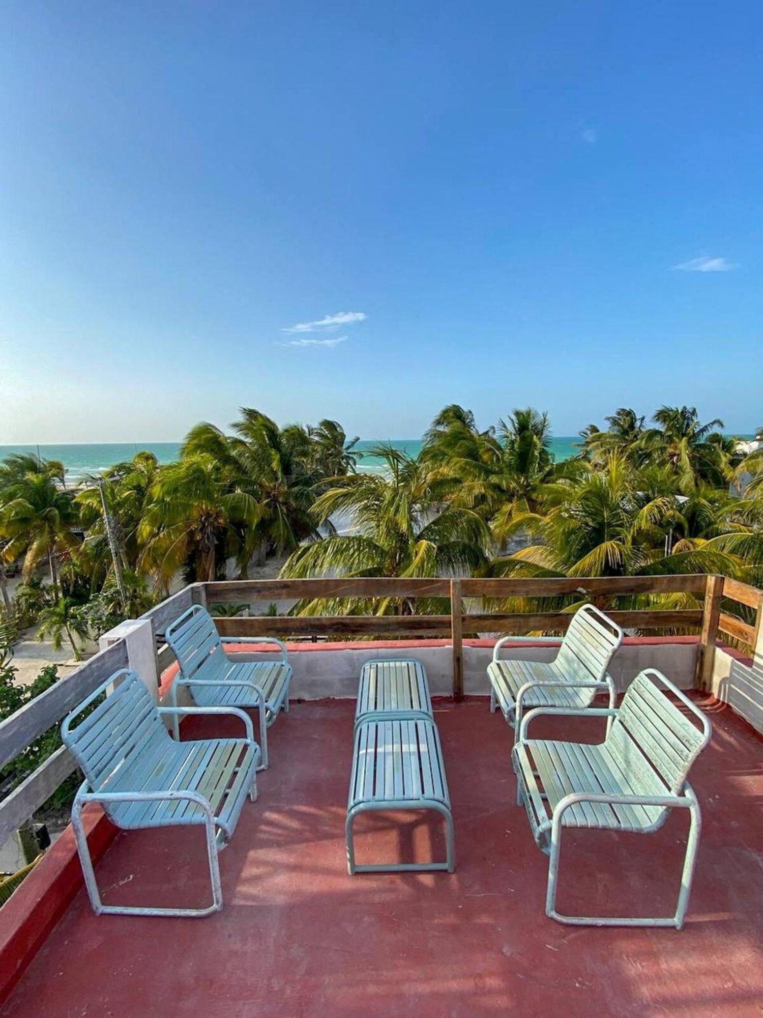 Casa Tropicana *