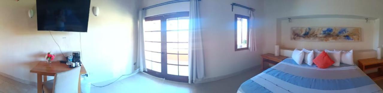 Hotel Tripui Puerto Escondido (Baja California Sur)