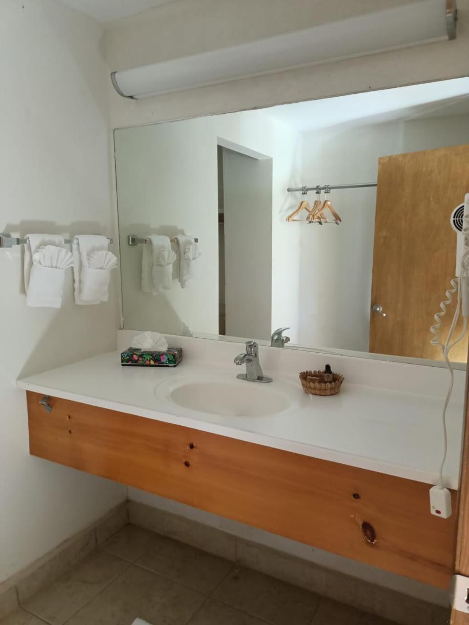 Tripui 4* Puerto Escondido (Baja California Sur)