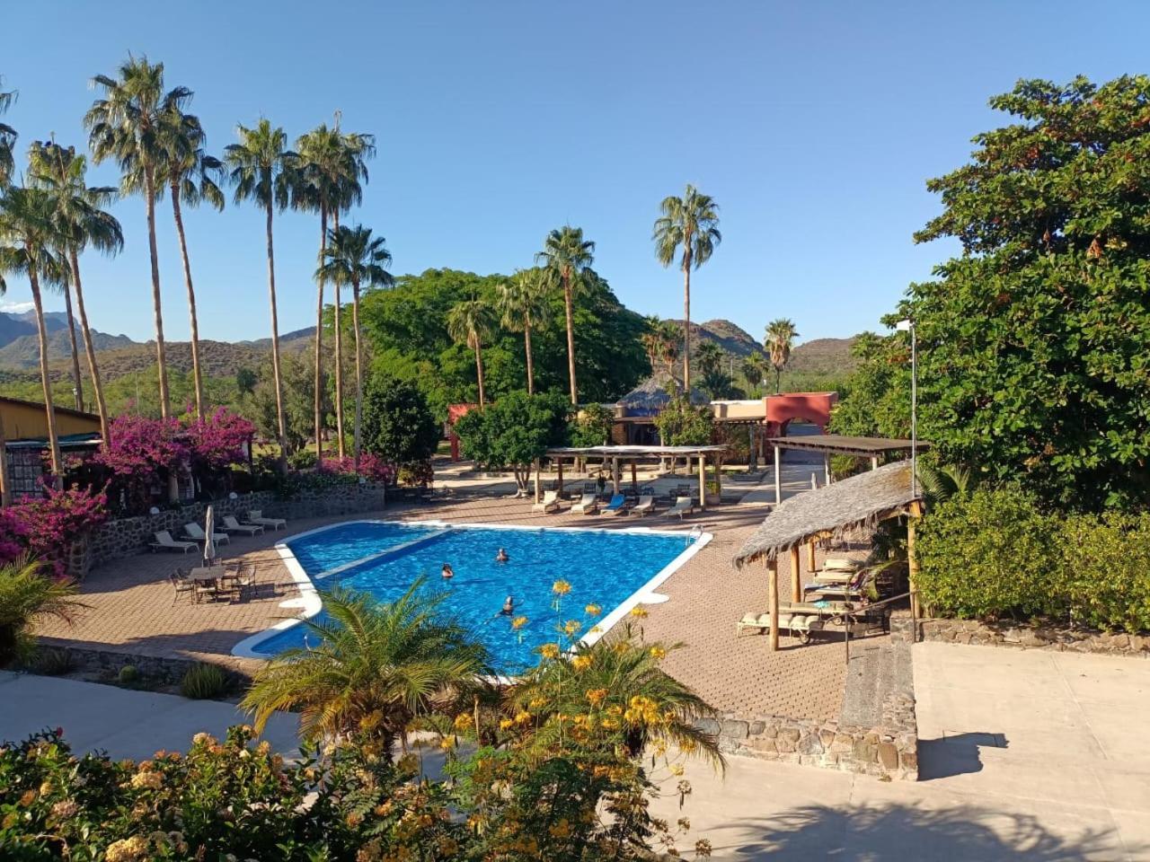 Tripui Hotel 4*