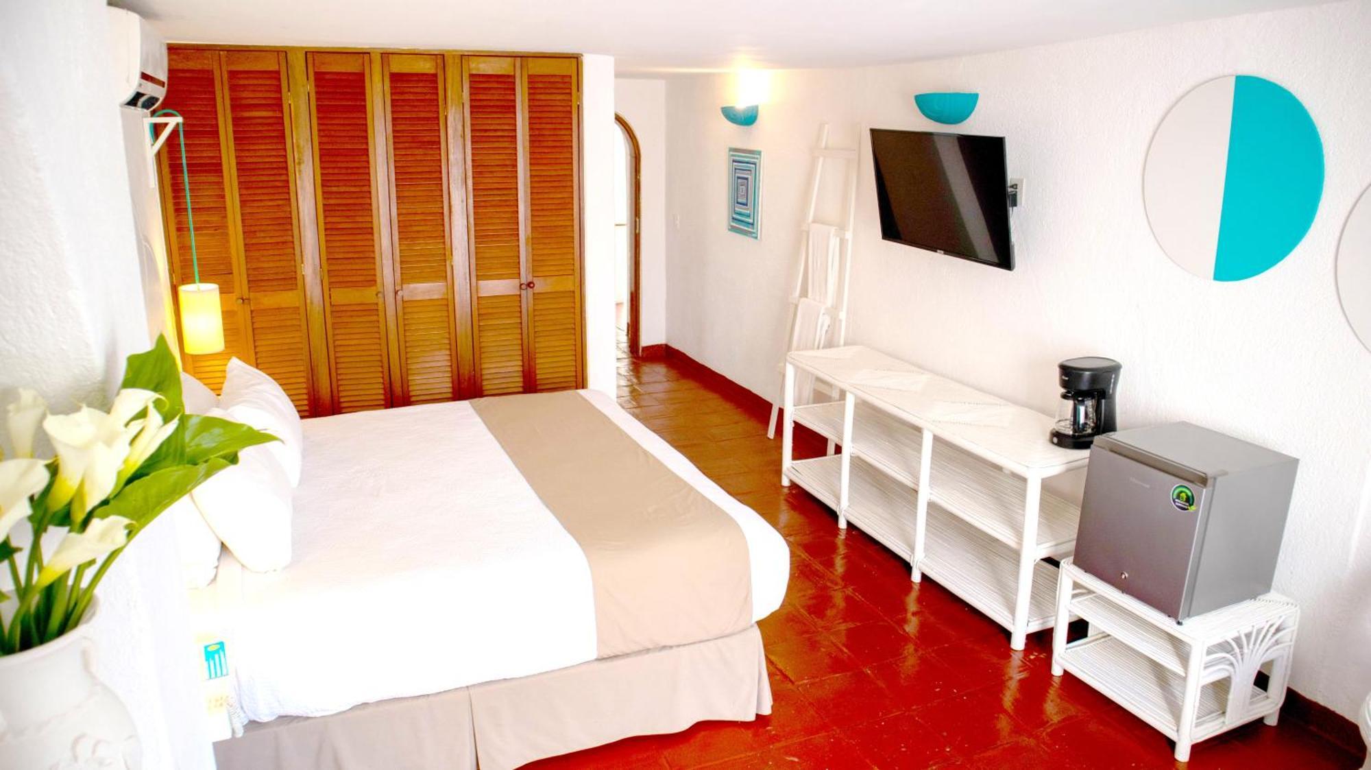 Hotel Marina & Club 4*