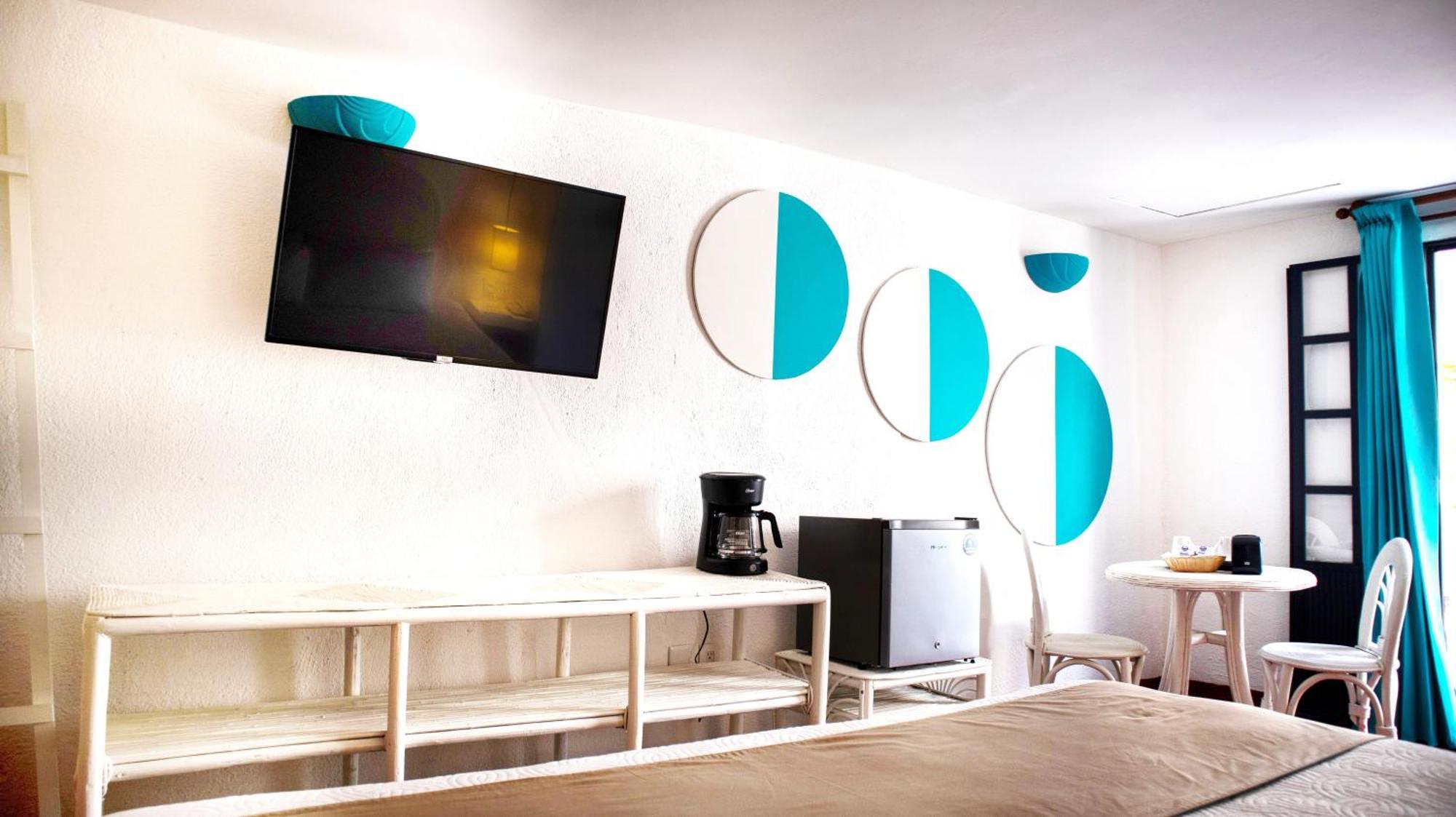 Marina & Club Hotel 4*