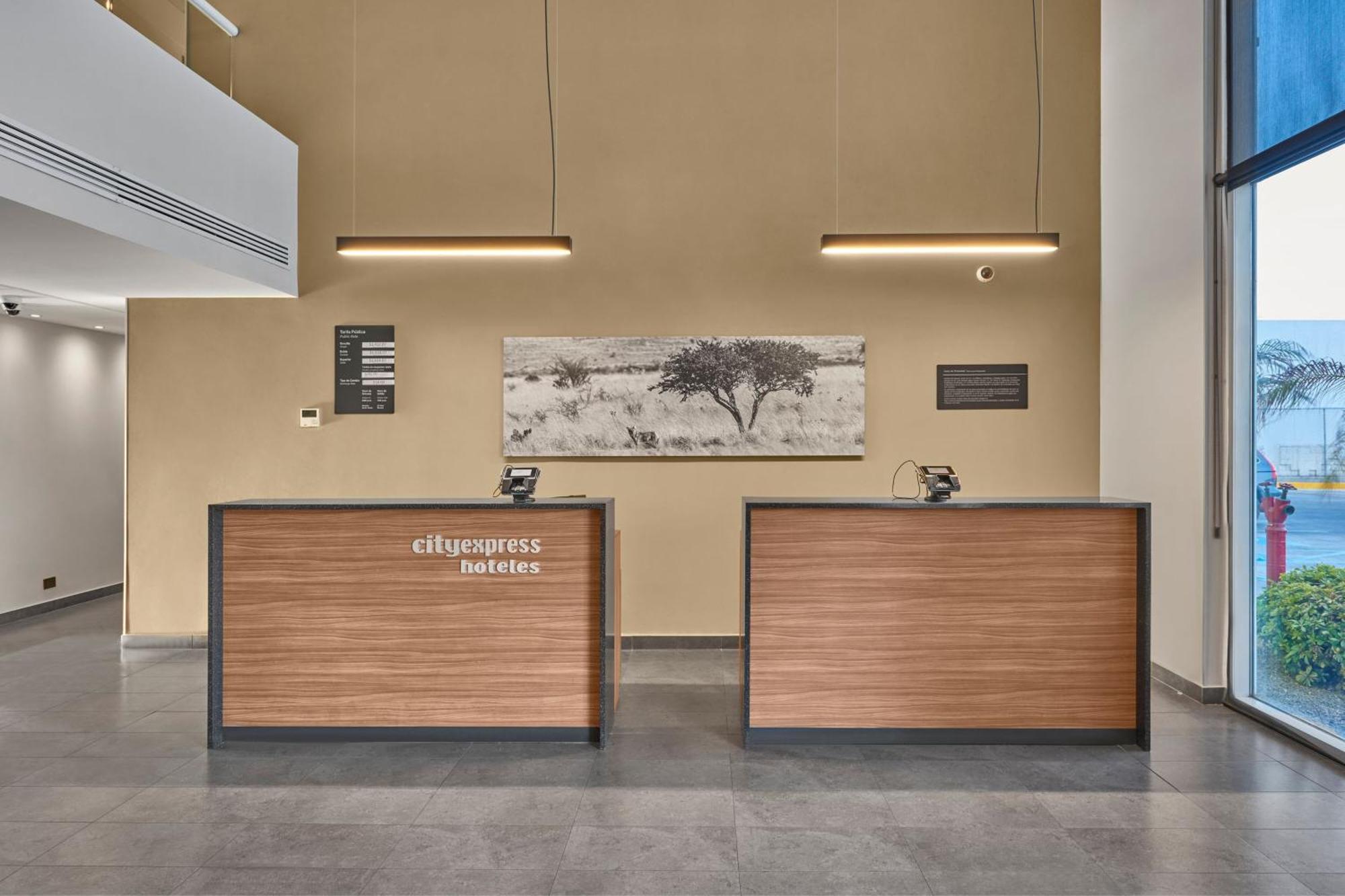 Hotel Express By Marriott Mexicali