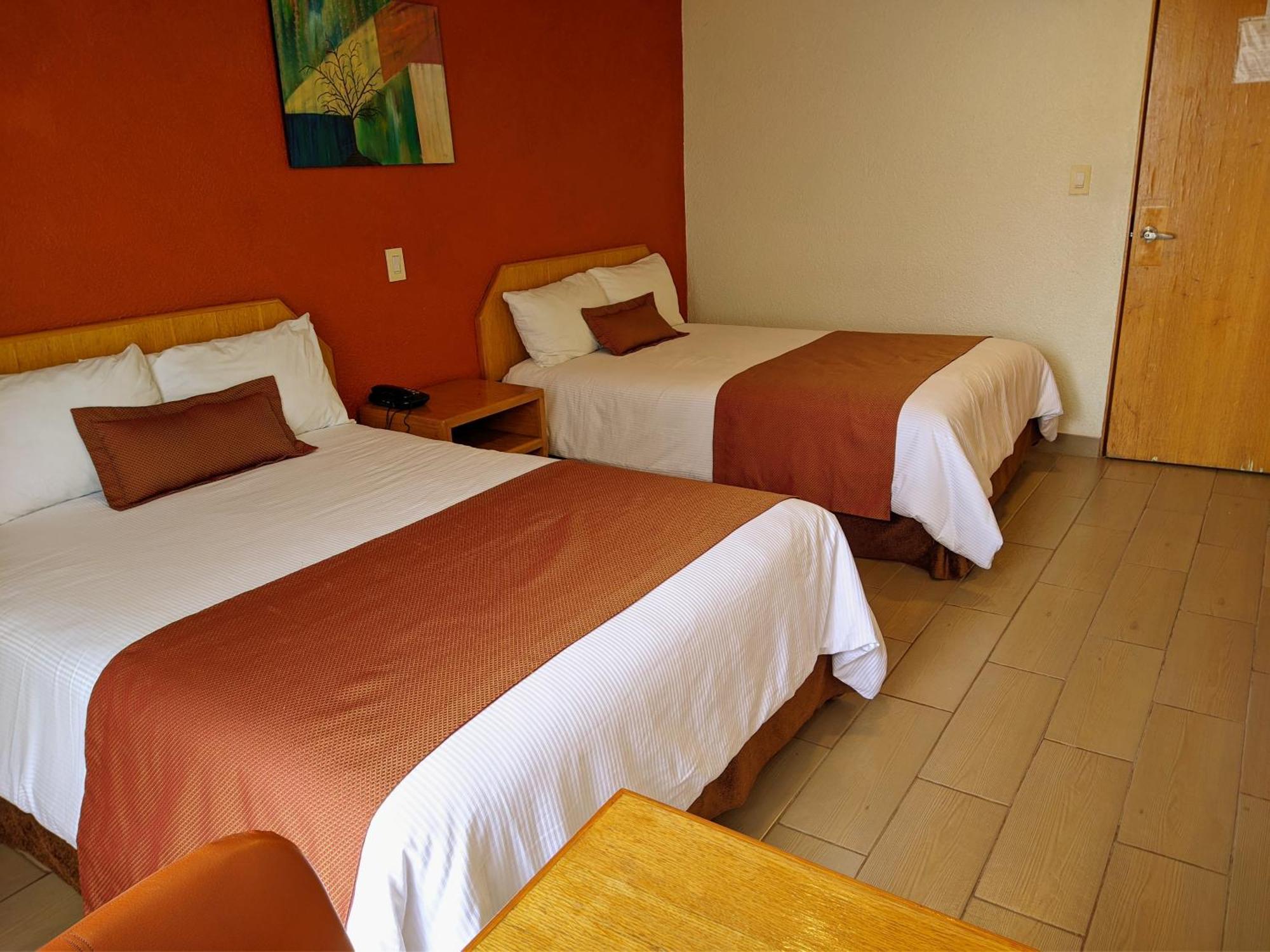 Plaza Morelos Hotel