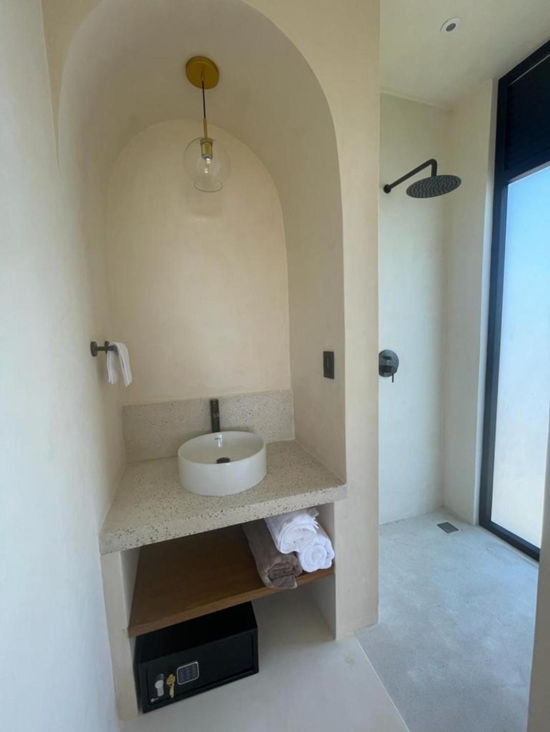 Hotel Casa Hood By The Sea *