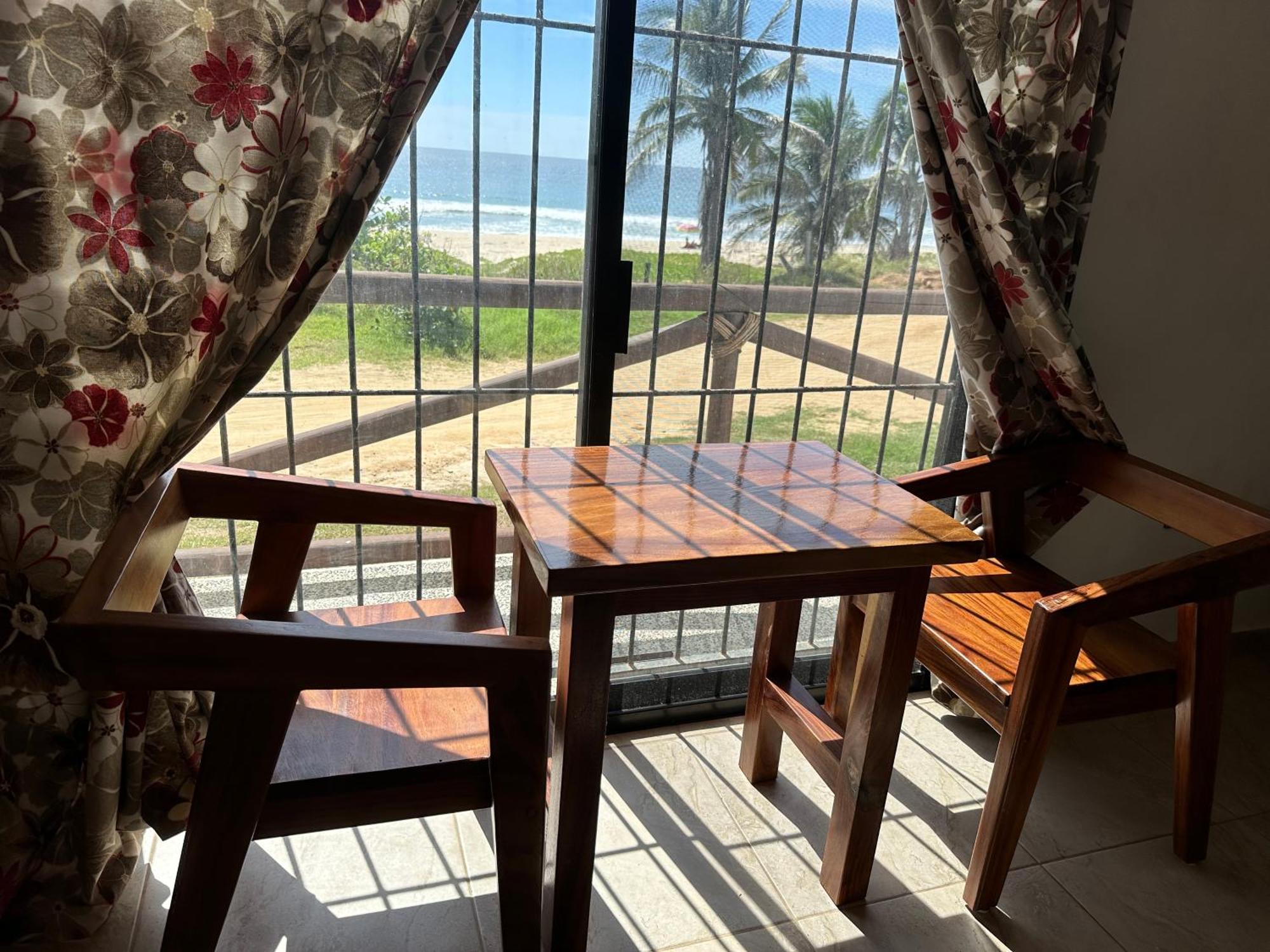 Beachfront Paradise Boutique Agua Blanca